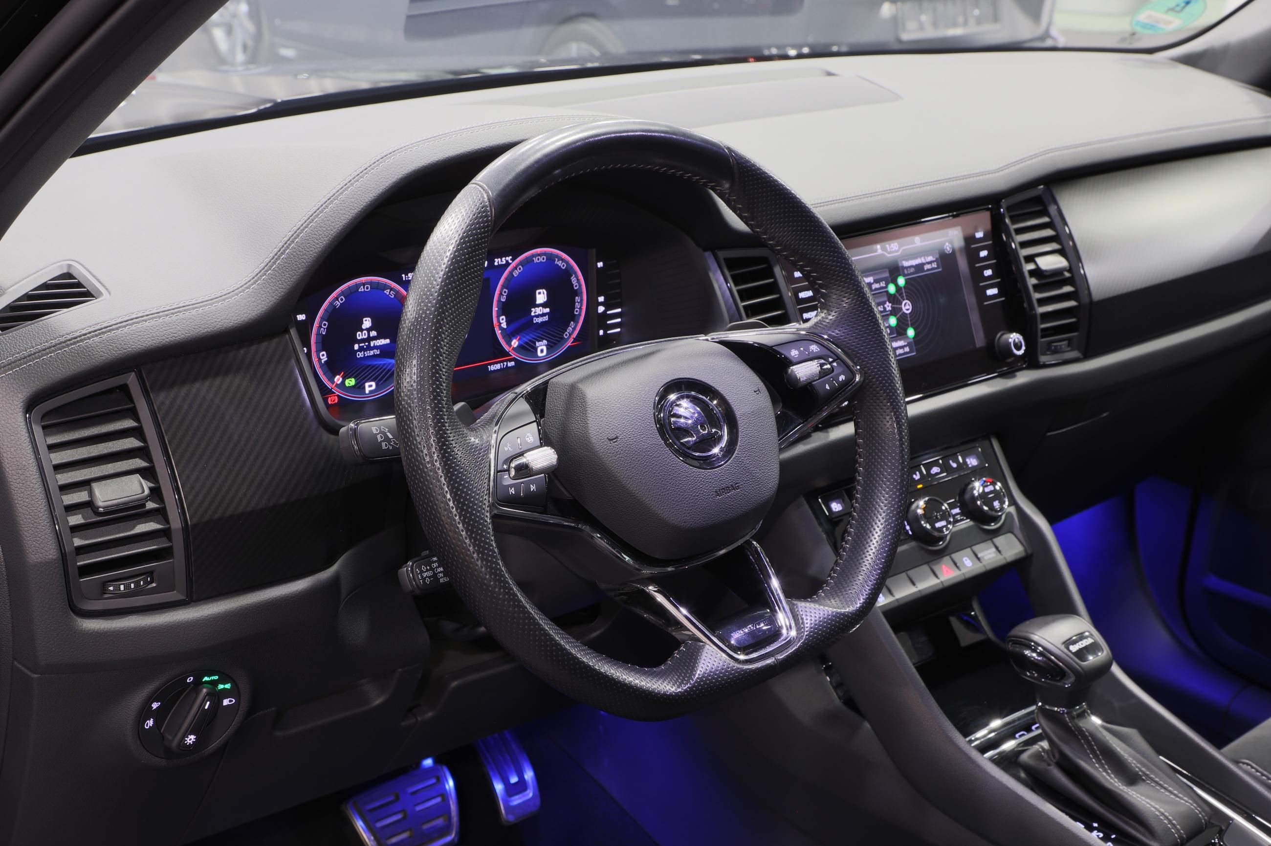 Škoda Kodiaq, TDI 110kW DSG Sportline / ALU - fotka 6