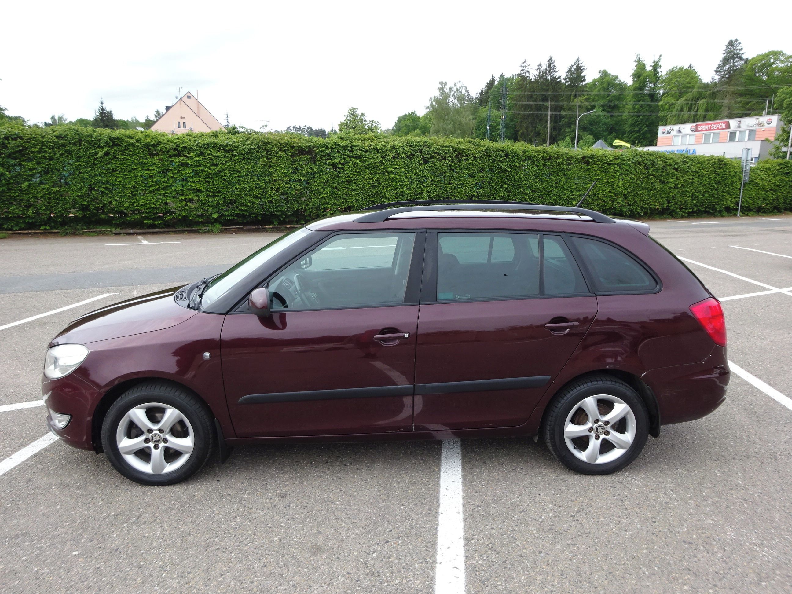 Škoda Fabia, 1.2 TSI (63 KW) 1.MAJITEL - fotka 2
