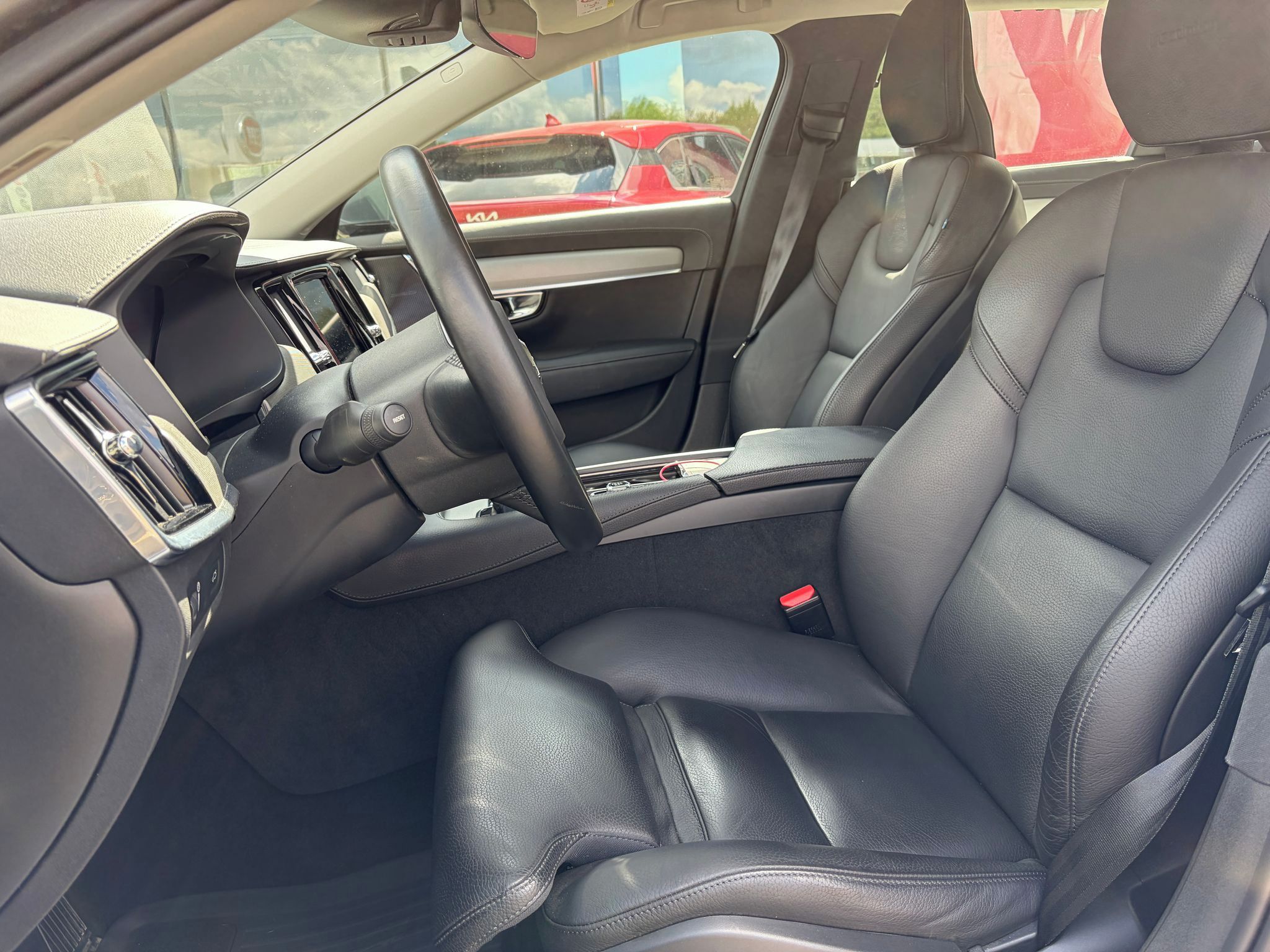 Volvo V90, 2.0 D4 INCRIPTION 140kW AT - fotka 6