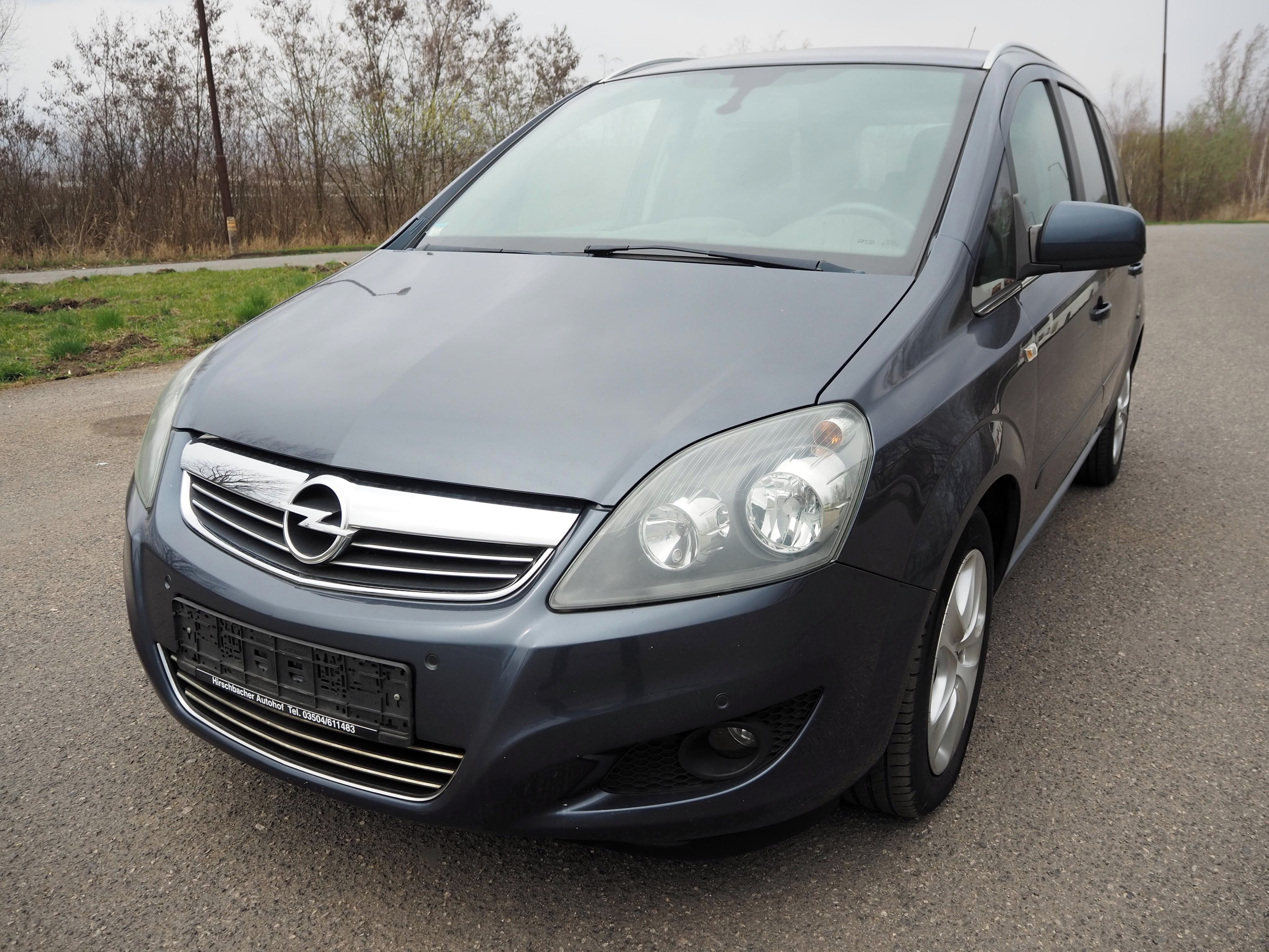 Opel Zafira, 1.6 ECOflex KLIMA, 7 míst