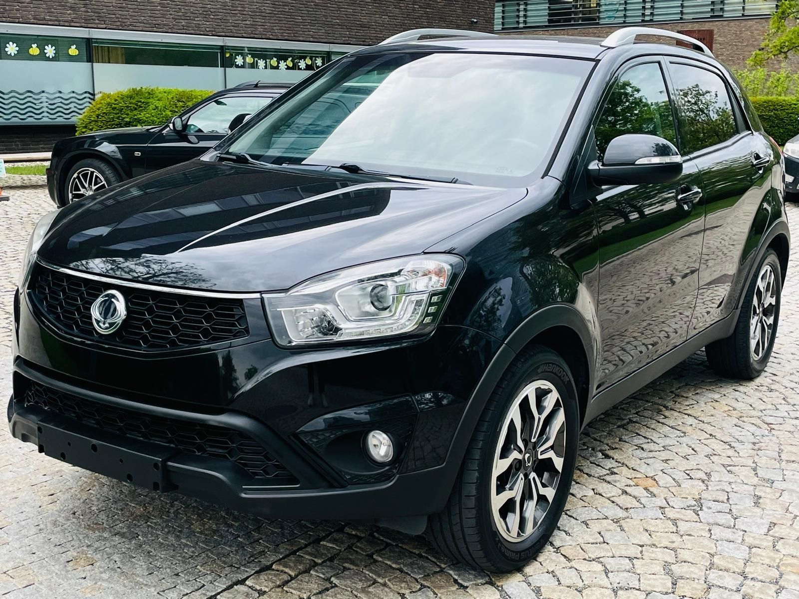 SsangYong Korando, 2.2TD 4x4 MANUÁL 1.MAJ TAŽNÉ - fotka 3
