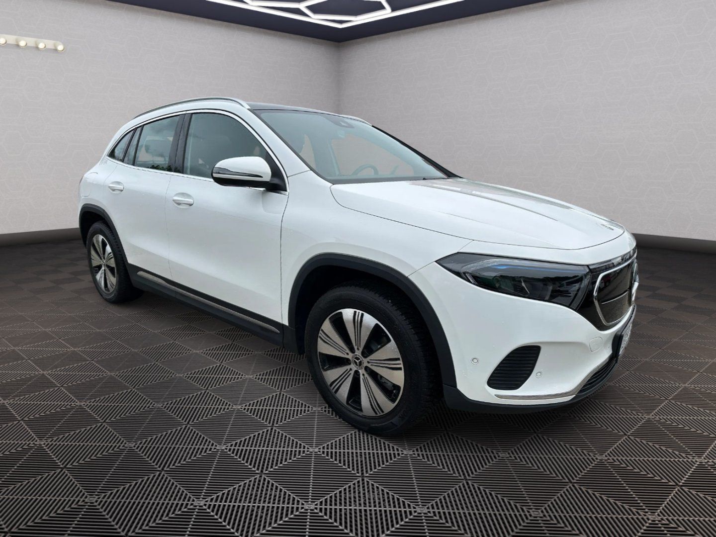Mercedes-Benz EQA, 250 69,7 kWh