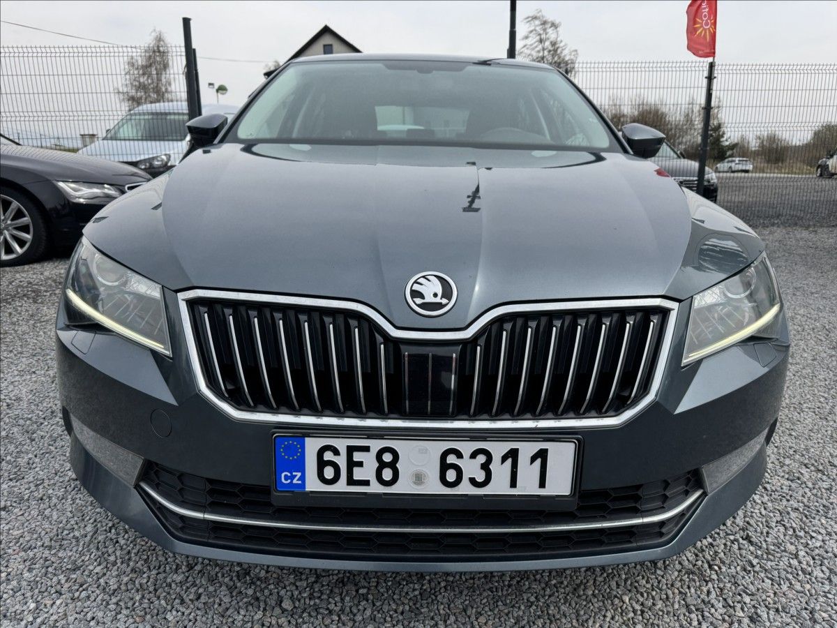 Škoda Superb, 1,6   TDI 88 W LED-NAVI - fotka 2