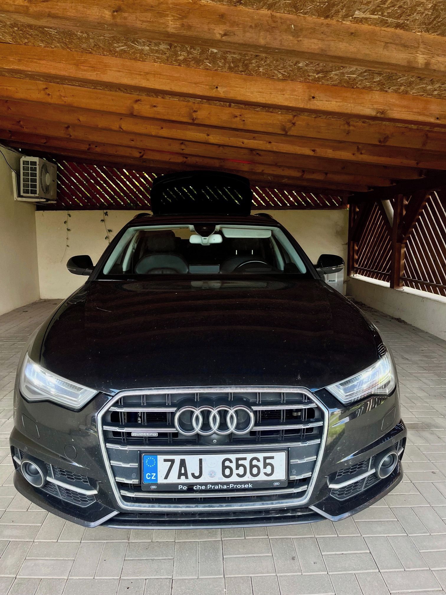 Audi A6 Avant, 3.0 TDI, 200 kW, S-line - fotka 2