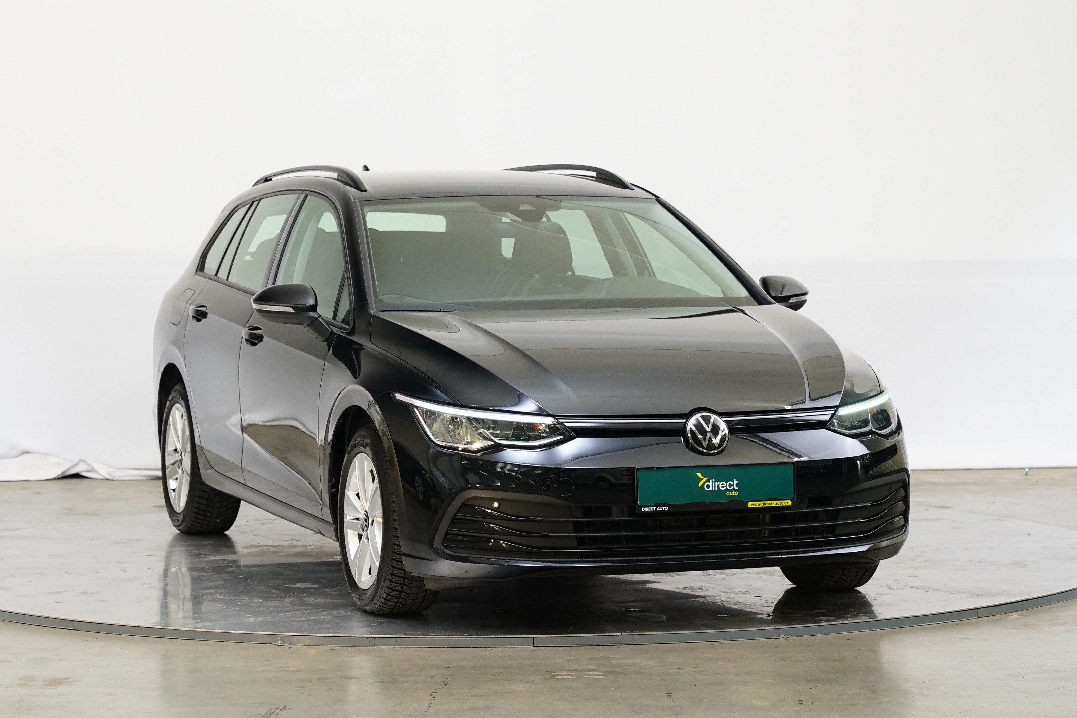 Volkswagen Golf, 1.0 TSI 81 kW Life - fotka 2