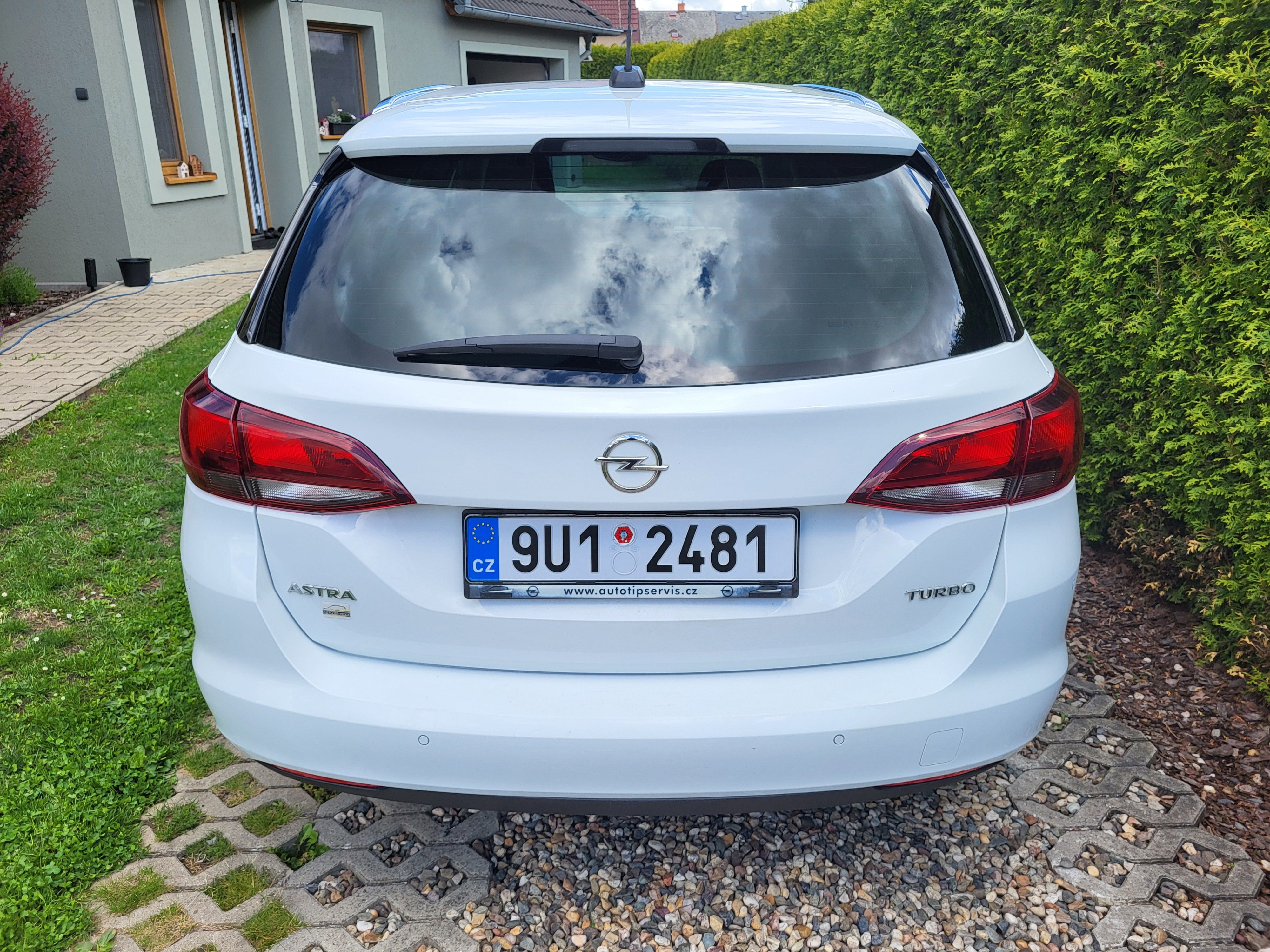 Opel Astra, 1.4 Turbo Sports Tourer+ - fotka 5
