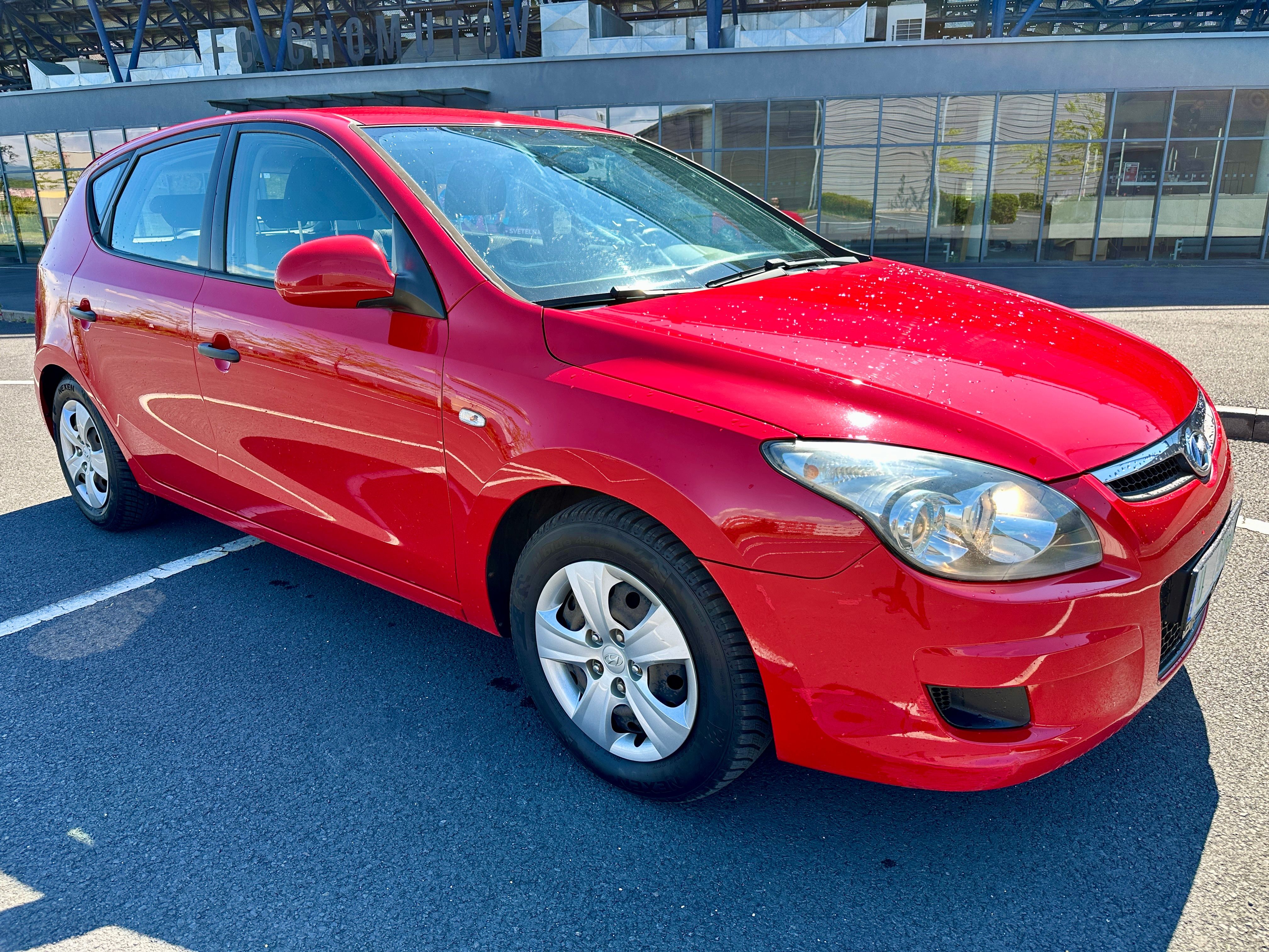 Hyundai i30, 1.4i 80kw