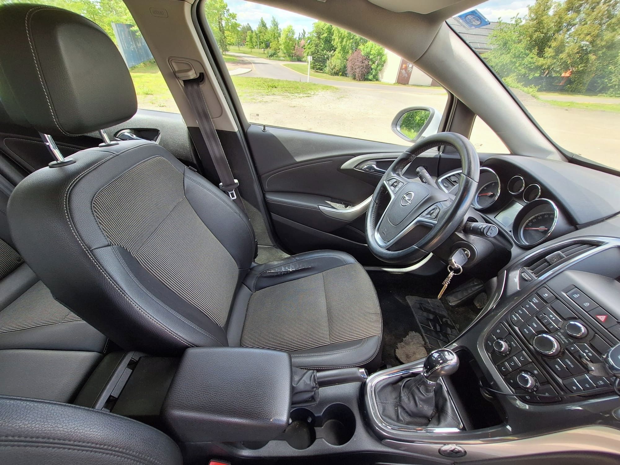 Opel Astra, 2.0 - fotka 5