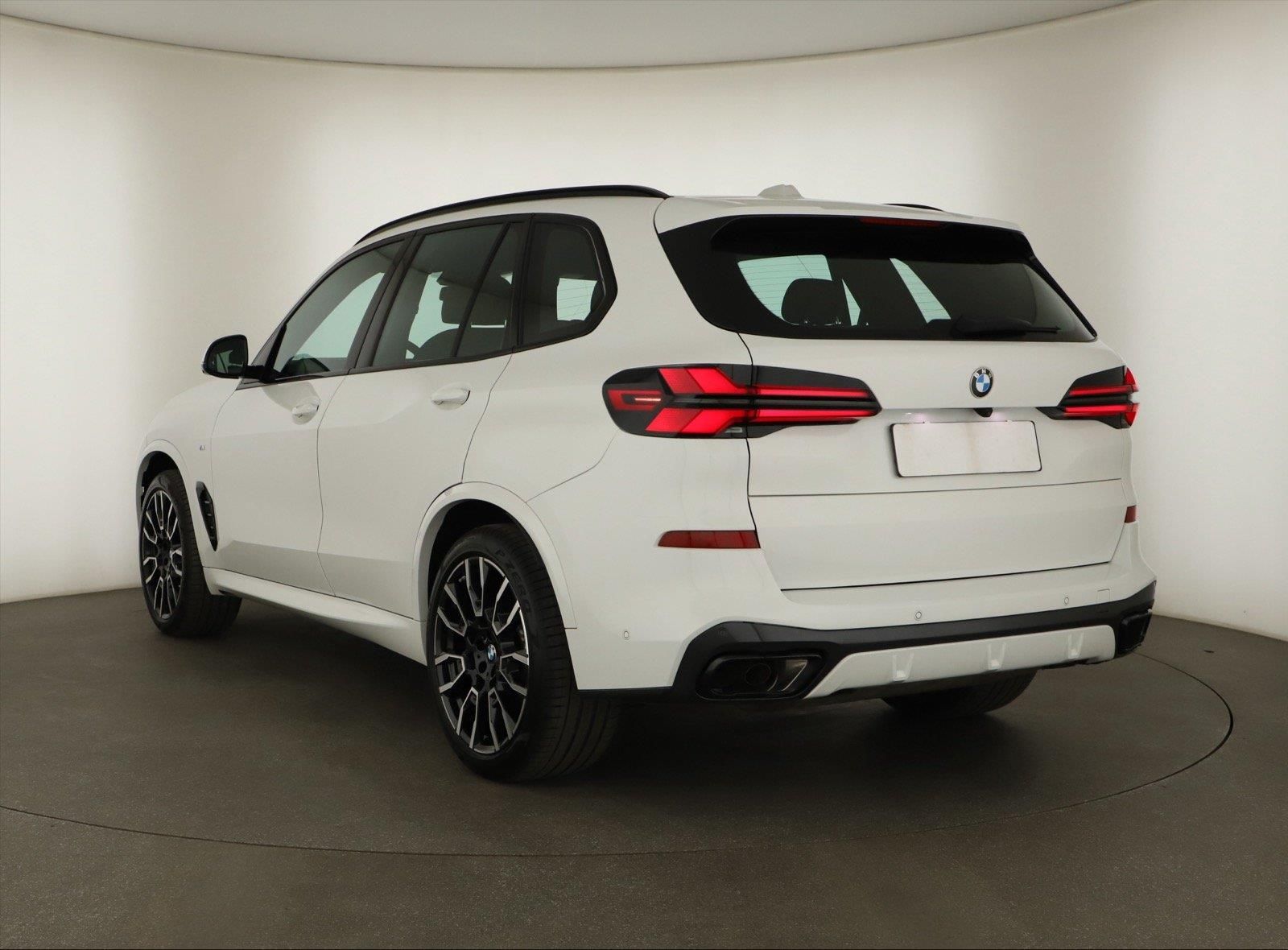 BMW X5, xDrive40i - fotka 3
