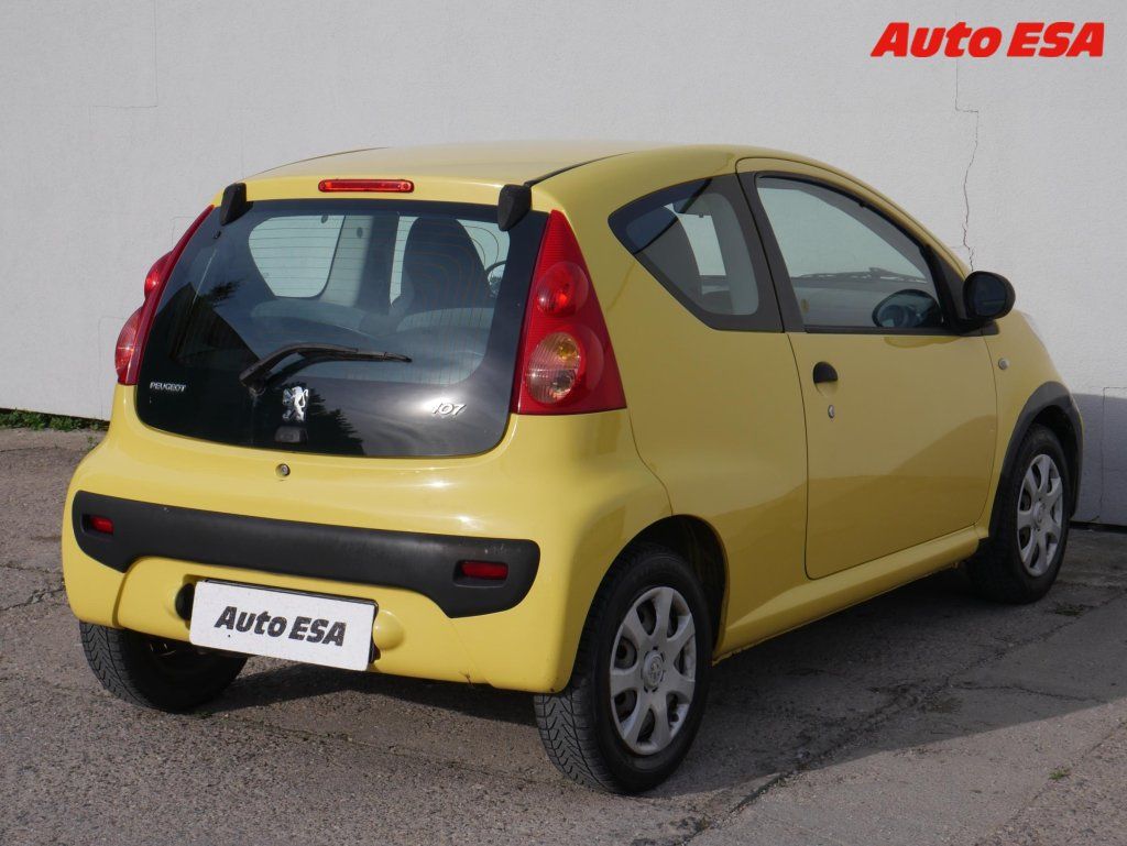 Peugeot 107, 1.0i - fotka 6