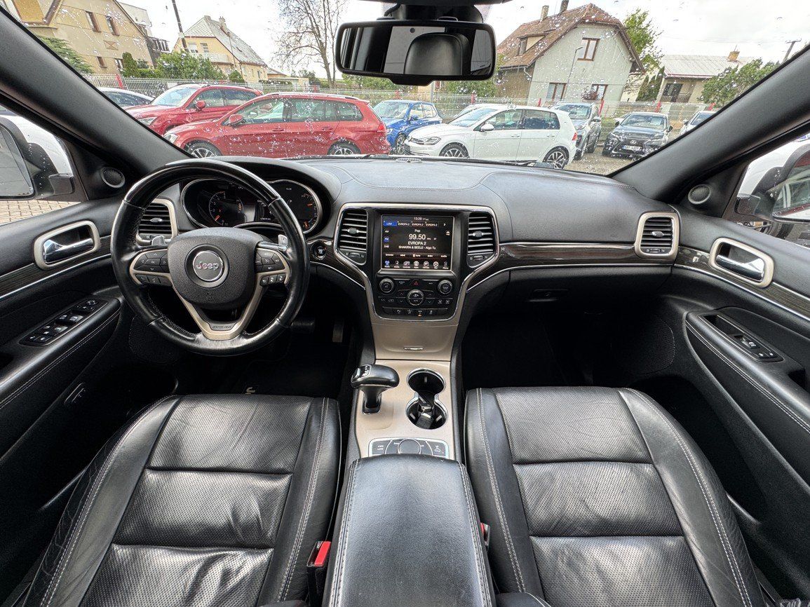 Jeep Grand Cherokee, 3.0CRD Navi Kůže Vzduch Pano - fotka 6