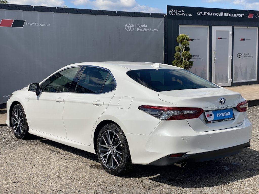 Toyota Camry, 2.5HSD, ČR, Executive - fotka 5