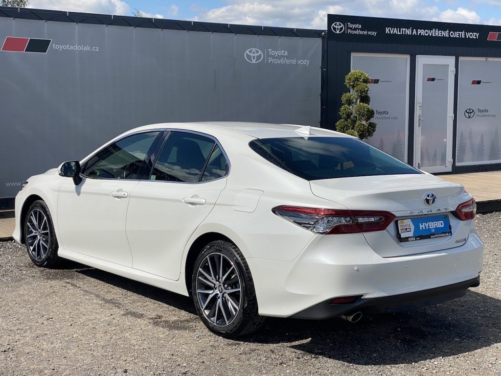 Toyota Camry, 2.5HSD, ČR-1m, Executive, navi - fotka 5