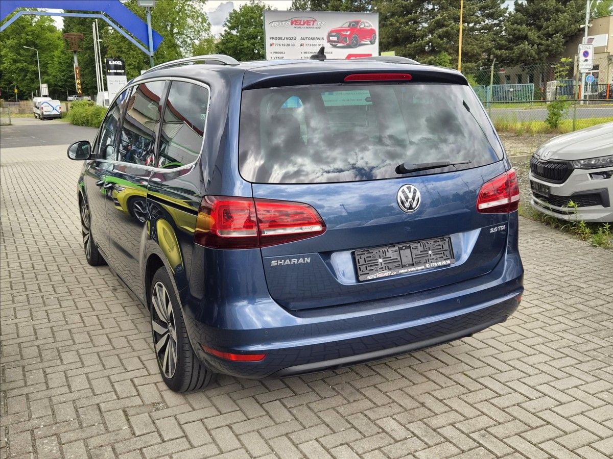Volkswagen Sharan, 2,0 TDi DSG *XENON*NAVI*TAŽNÉ* - fotka 2