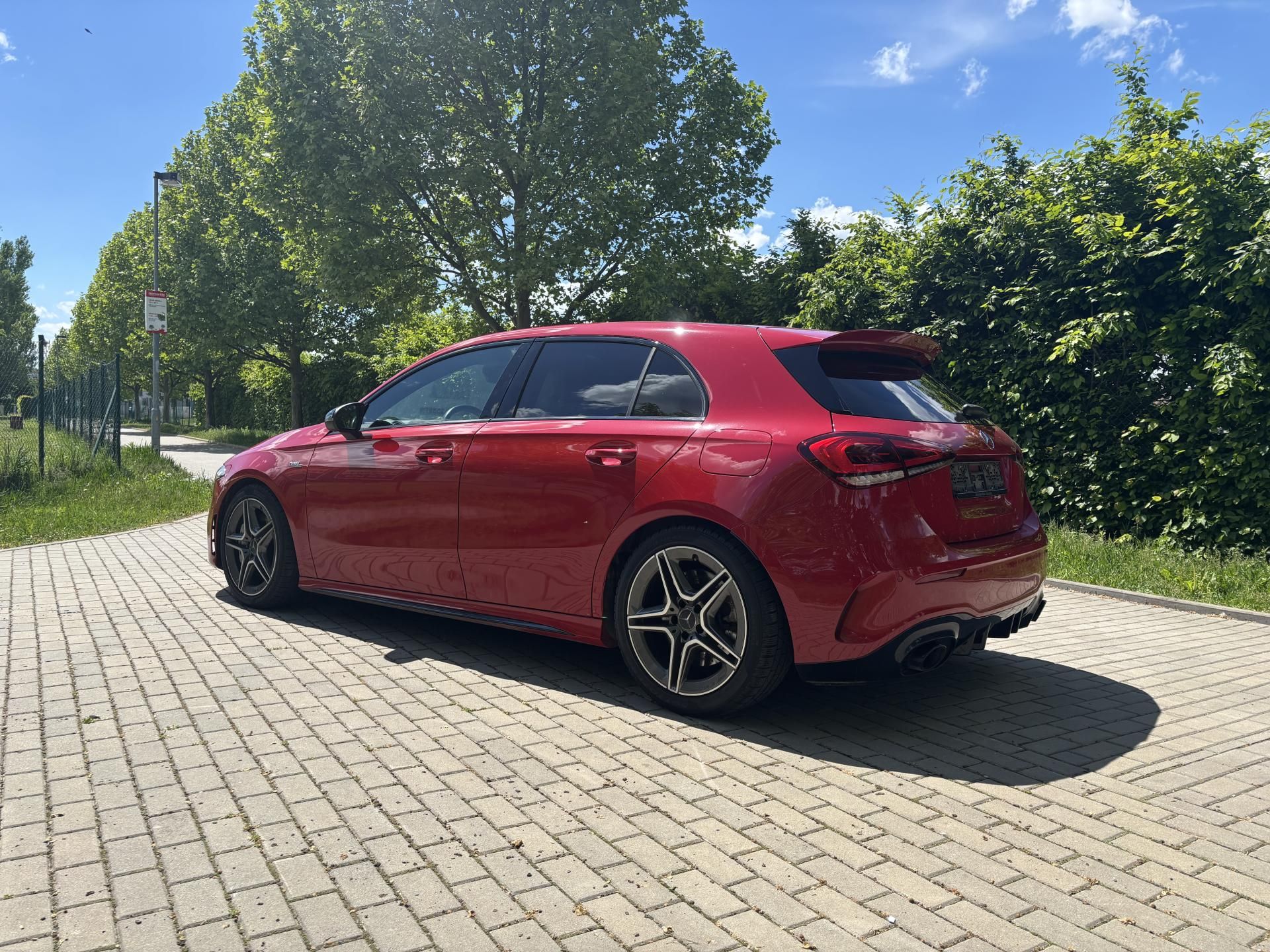 Mercedes-Benz Třídy A, A 35 AMG 4Matic - fotka 6
