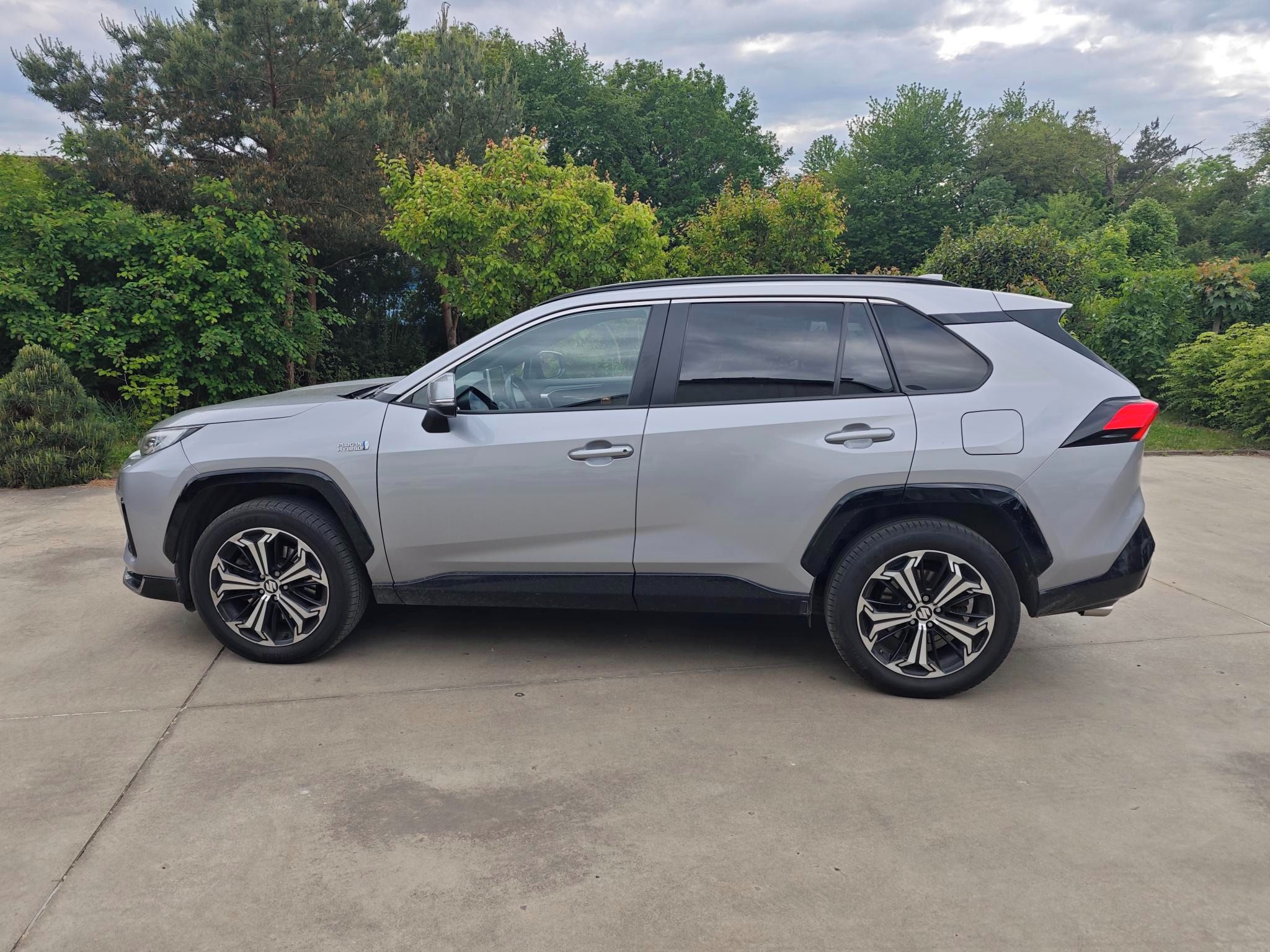 Suzuki Across, 2,5 PHEV Elegance 4x4 AT - fotka 5