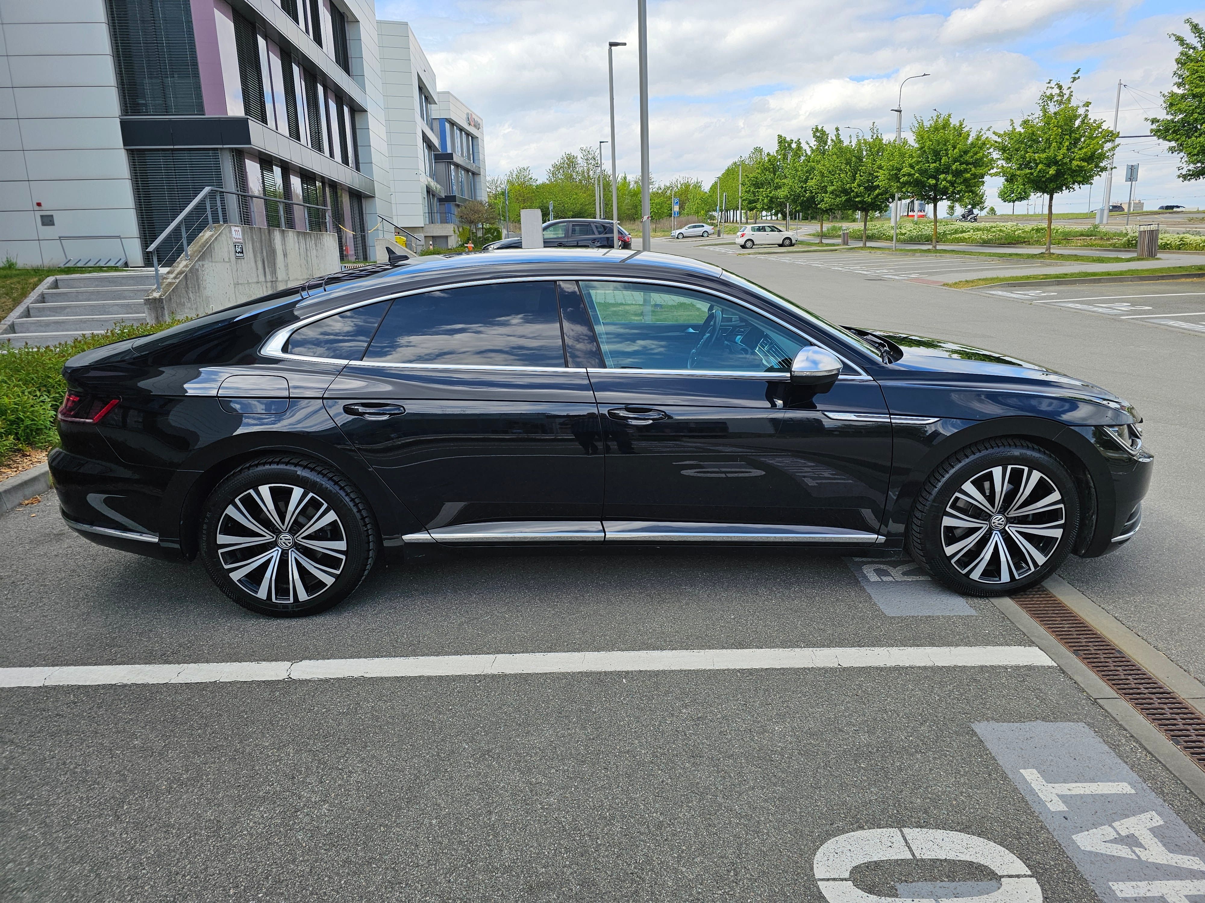 Volkswagen Arteon - fotka 4