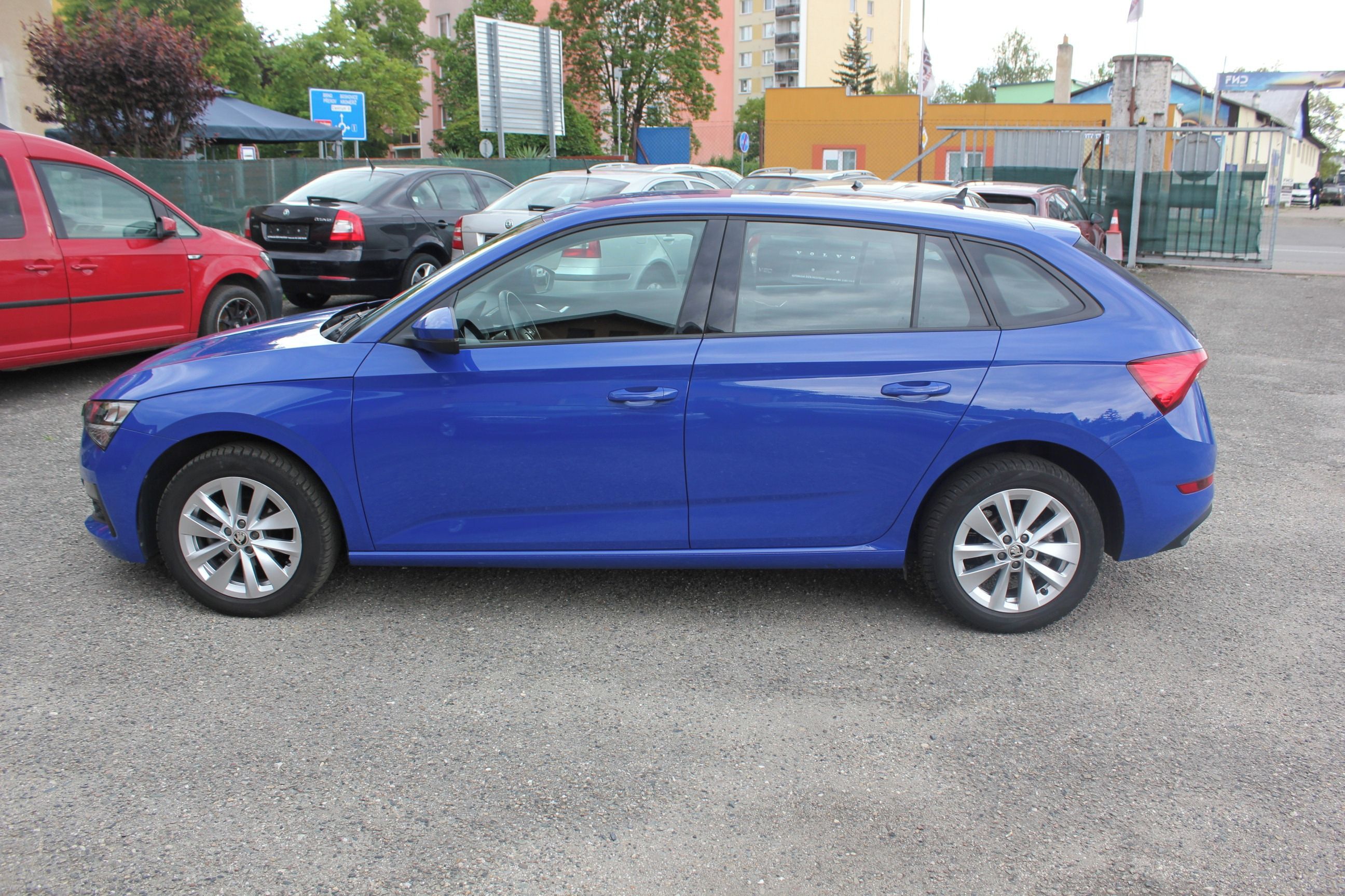 Škoda Scala, 1.0 TSI, ADAPT. TEMPOMAT - fotka 4
