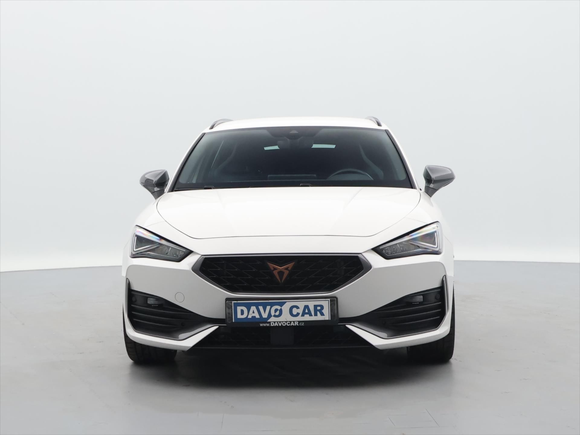 Cupra Leon, 2,0 TSI Cupra ST DSG DPH - fotka 2