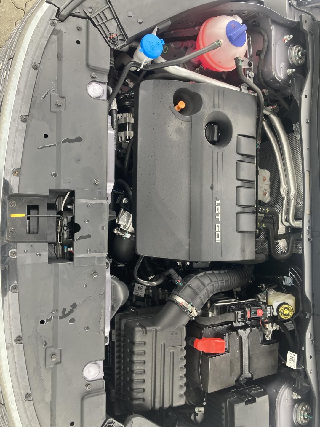 Omoda 5, Premium 1.6 TGDi - fotka 5