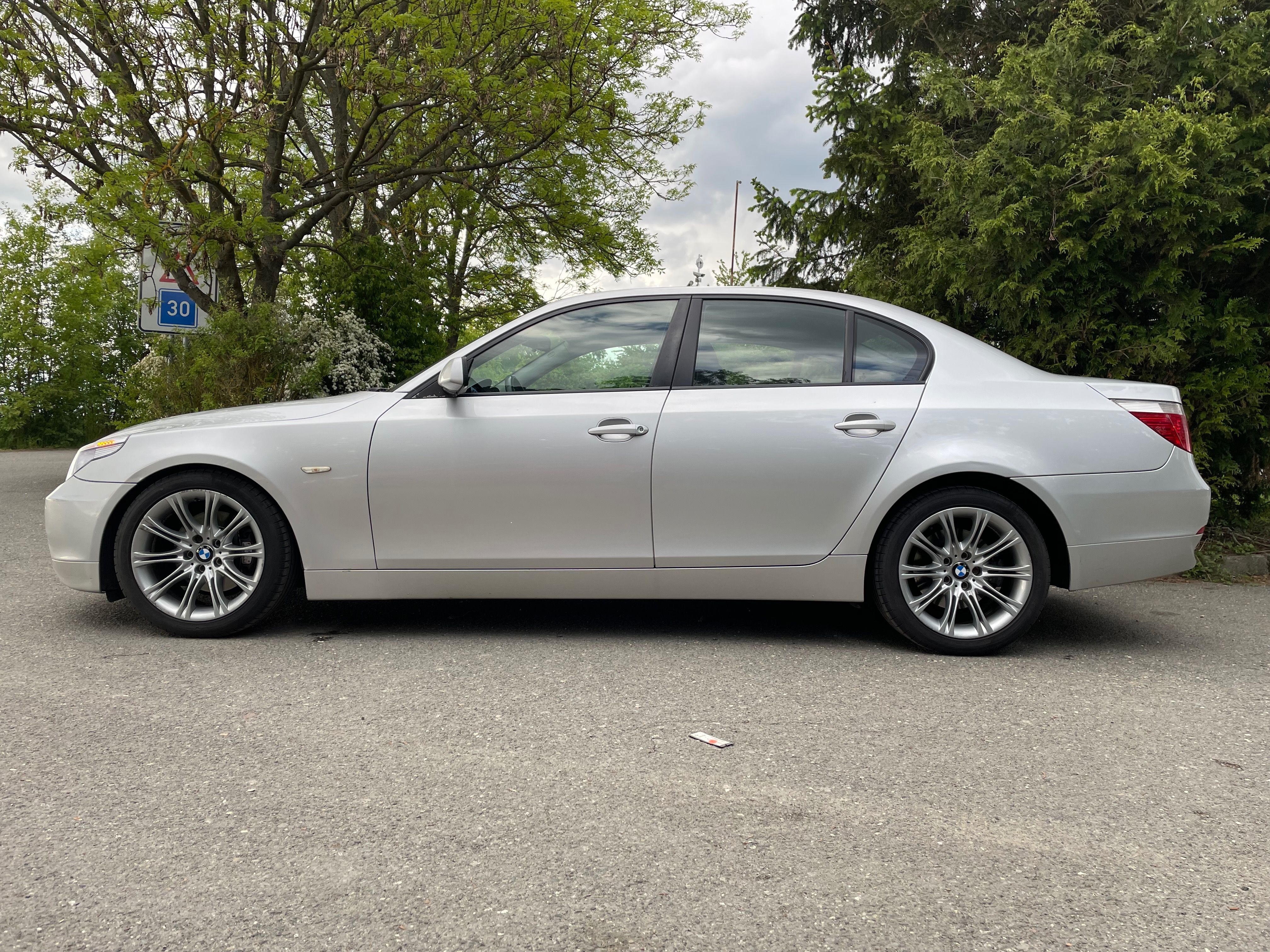 BMW Řada 5, BMW E60 530i MAN - fotka 4