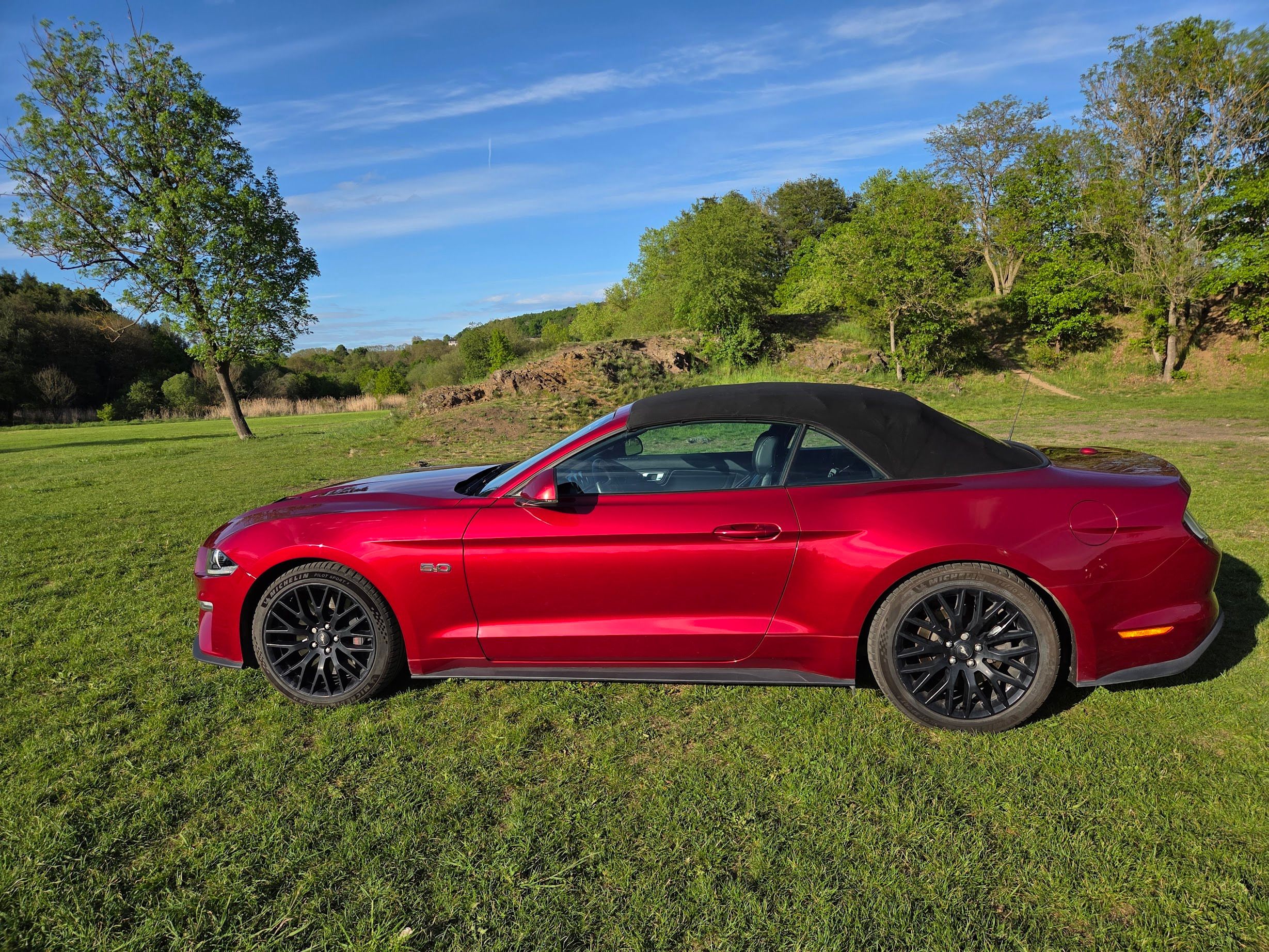 Ford Mustang, 5.0GT 331kW V8 Cabrio, záruka