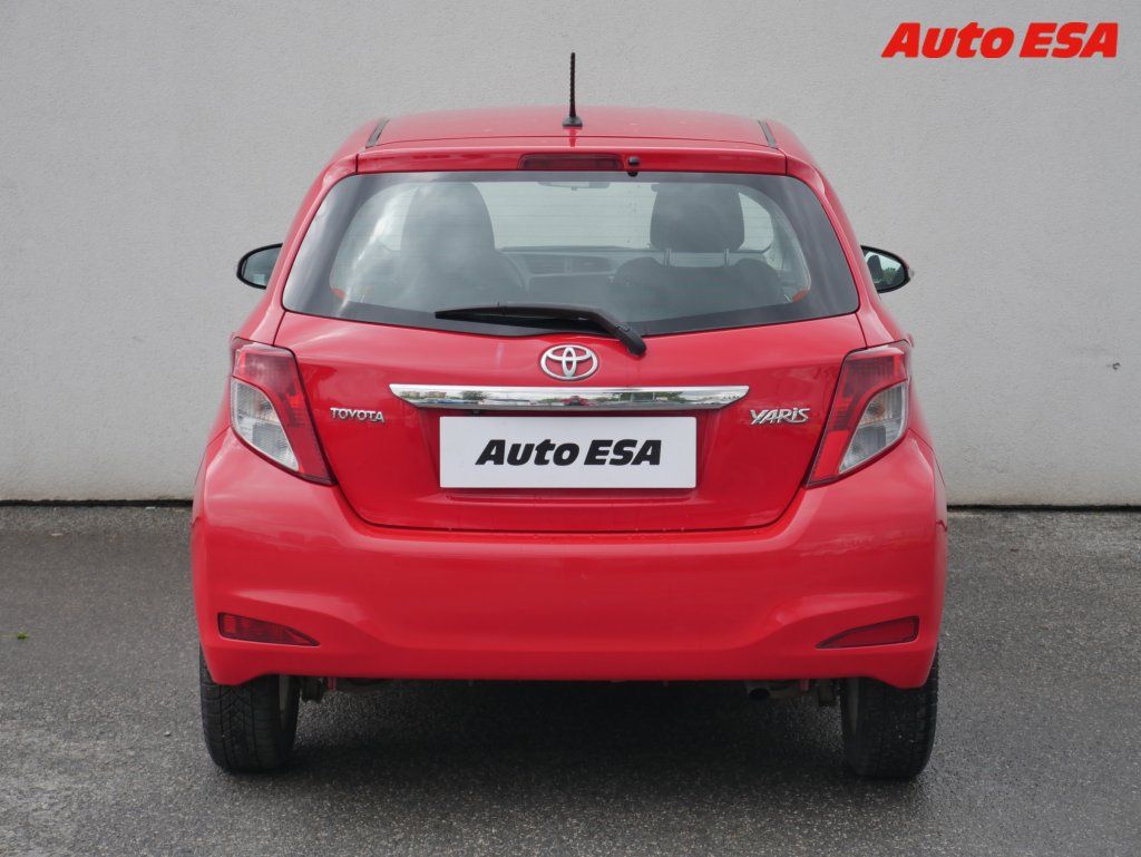Toyota Yaris, 1.3 VVT-I,ČR - fotka 5