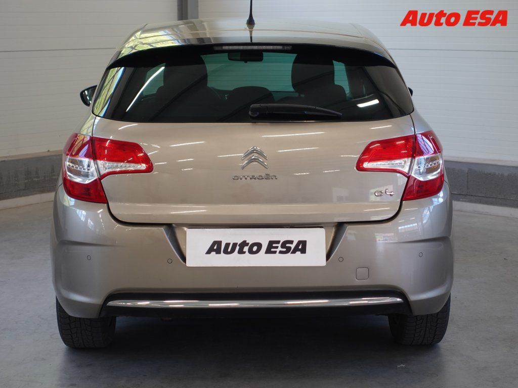 Citroën C4, 1.6vti,2.maj,ČR - fotka 5