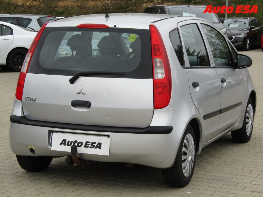 Mitsubishi Colt, 1.2i,tažné - fotka 4