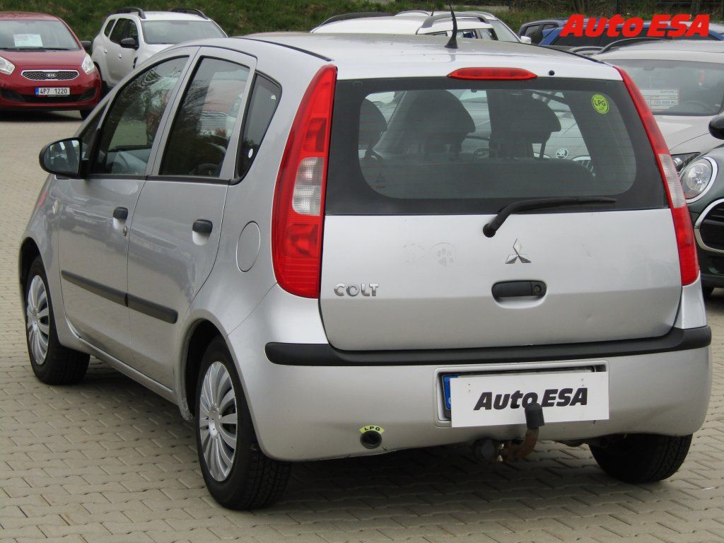 Mitsubishi Colt, 1.2i,tažné - fotka 6