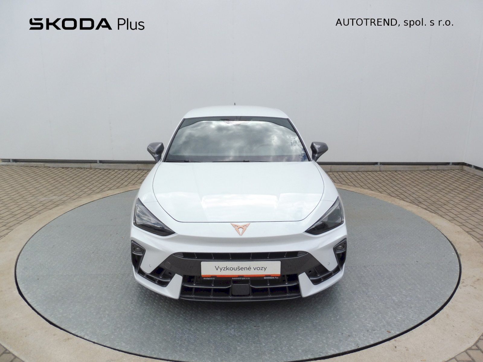 Cupra Leon, 2,0 TSI 221kW DSG - fotka 4