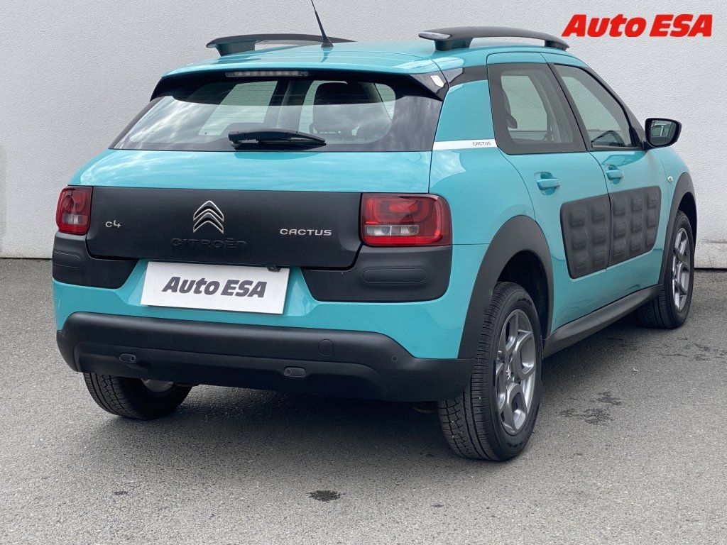Citroën C4 Cactus, 1.2 PT,ČR - fotka 4