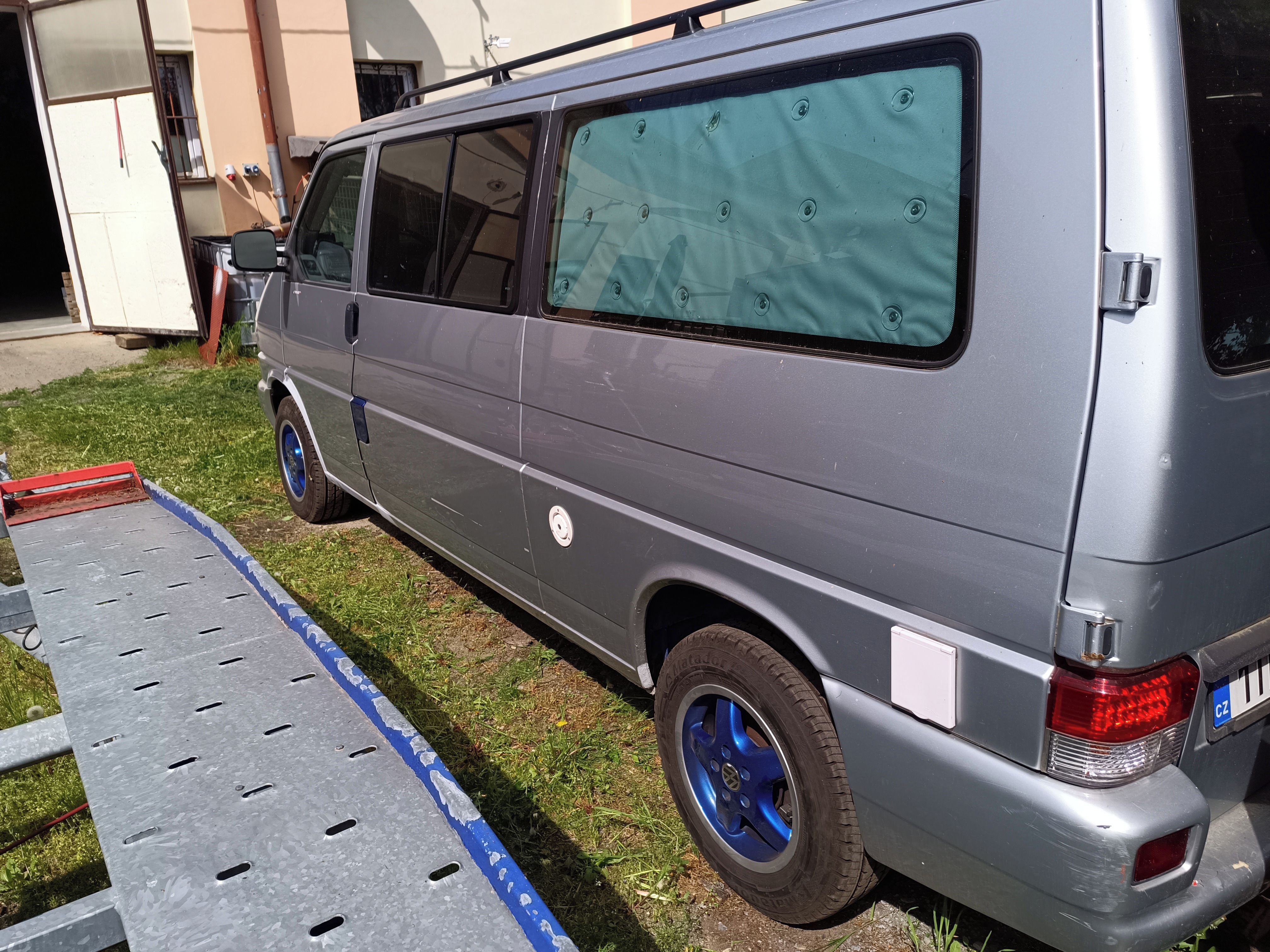 Volkswagen Caravelle, 2.5 TDI - fotka 5