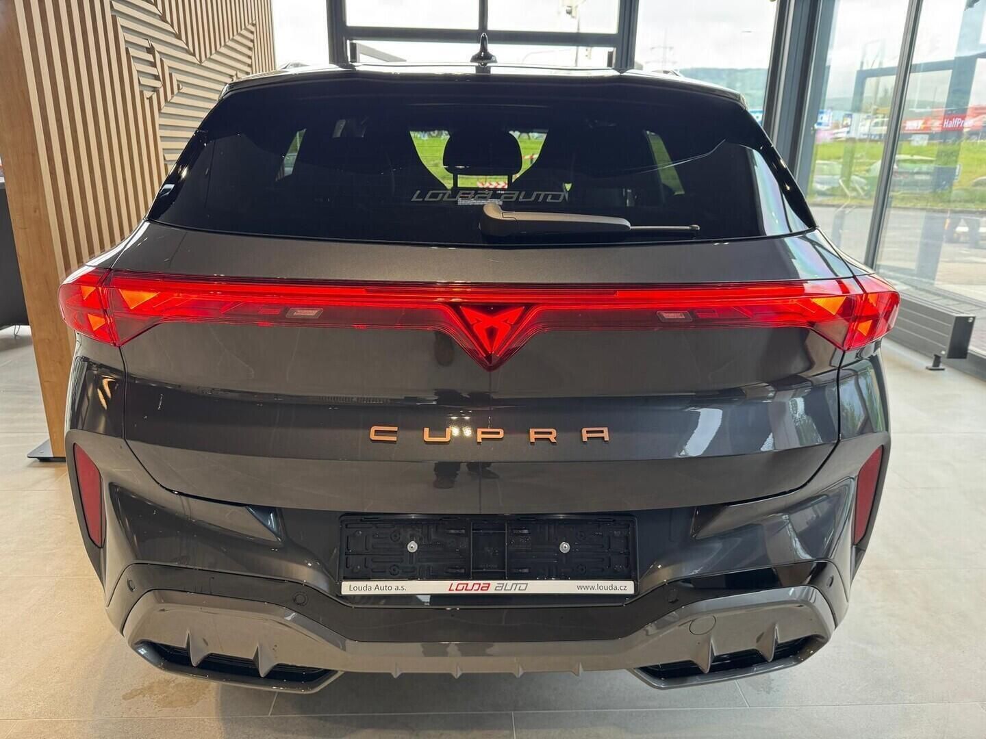 Cupra Terramar, 2.0 TSI 4WD 150 kW - fotka 5