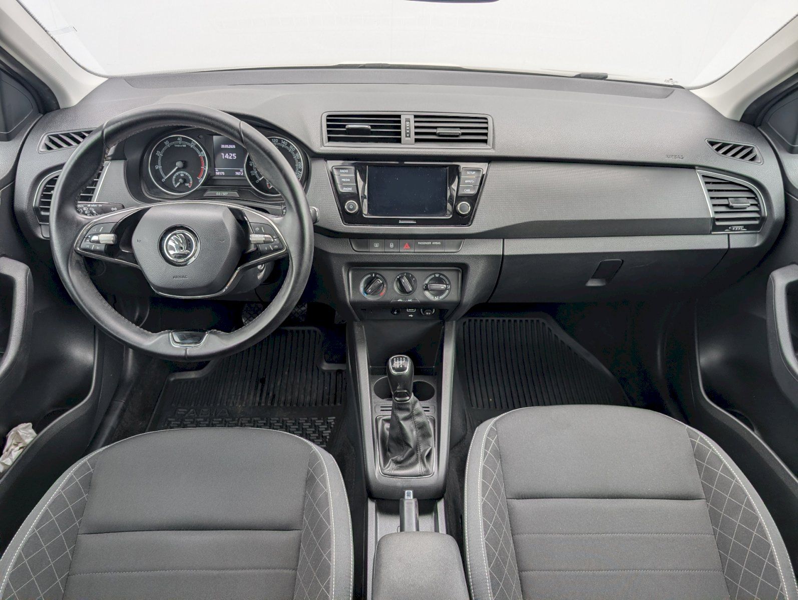 Škoda Fabia, Combi 1.0 TSI / 70 kW Ambition - fotka 5
