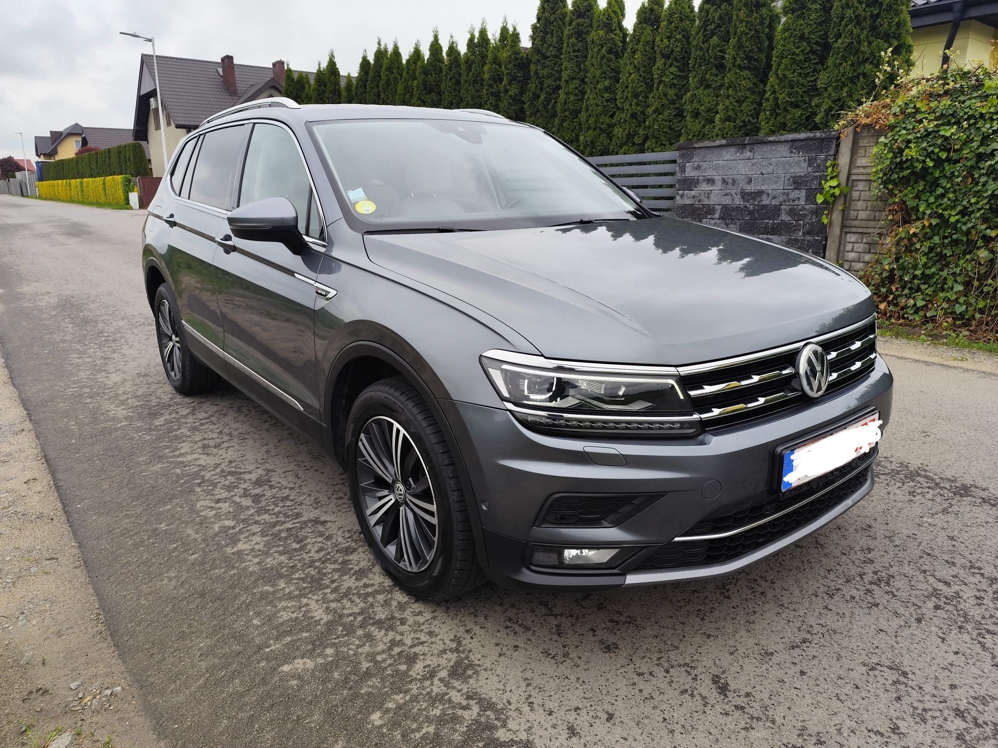 Volkswagen Tiguan Allspace, Plna vybava  7 mist dsg 4x4