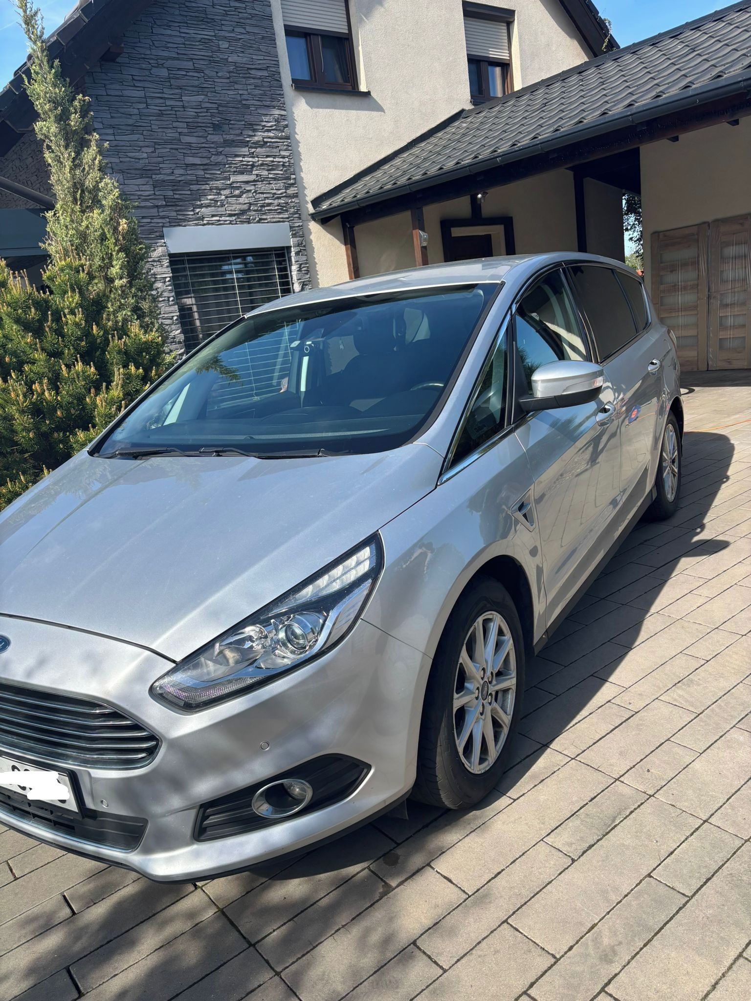 Ford S-MAX, 2.0 TDCi TREND 110kW - fotka 4