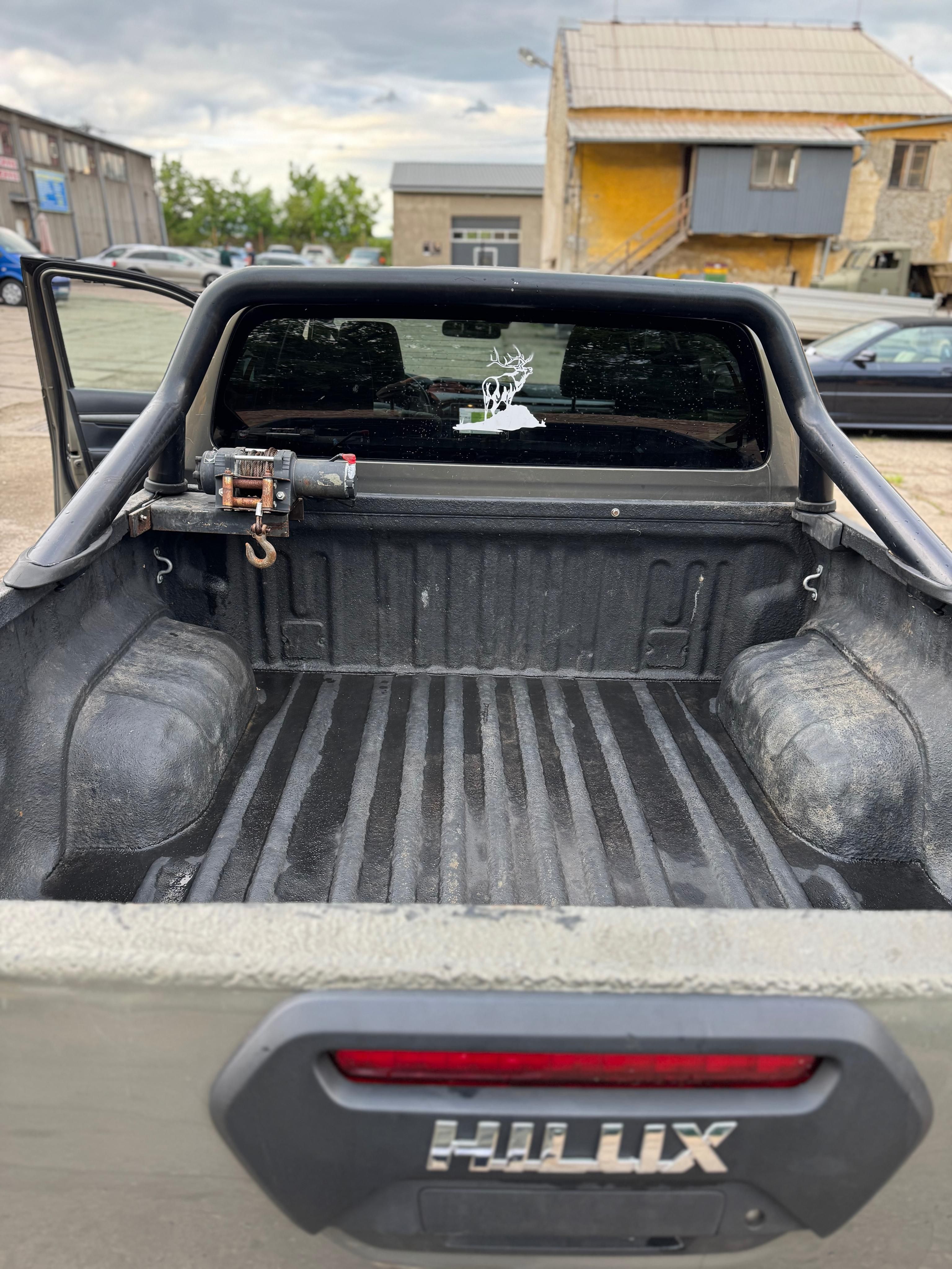 Toyota Hilux, TOYOTA HILUX 2.8 D-4D150kW - fotka 6