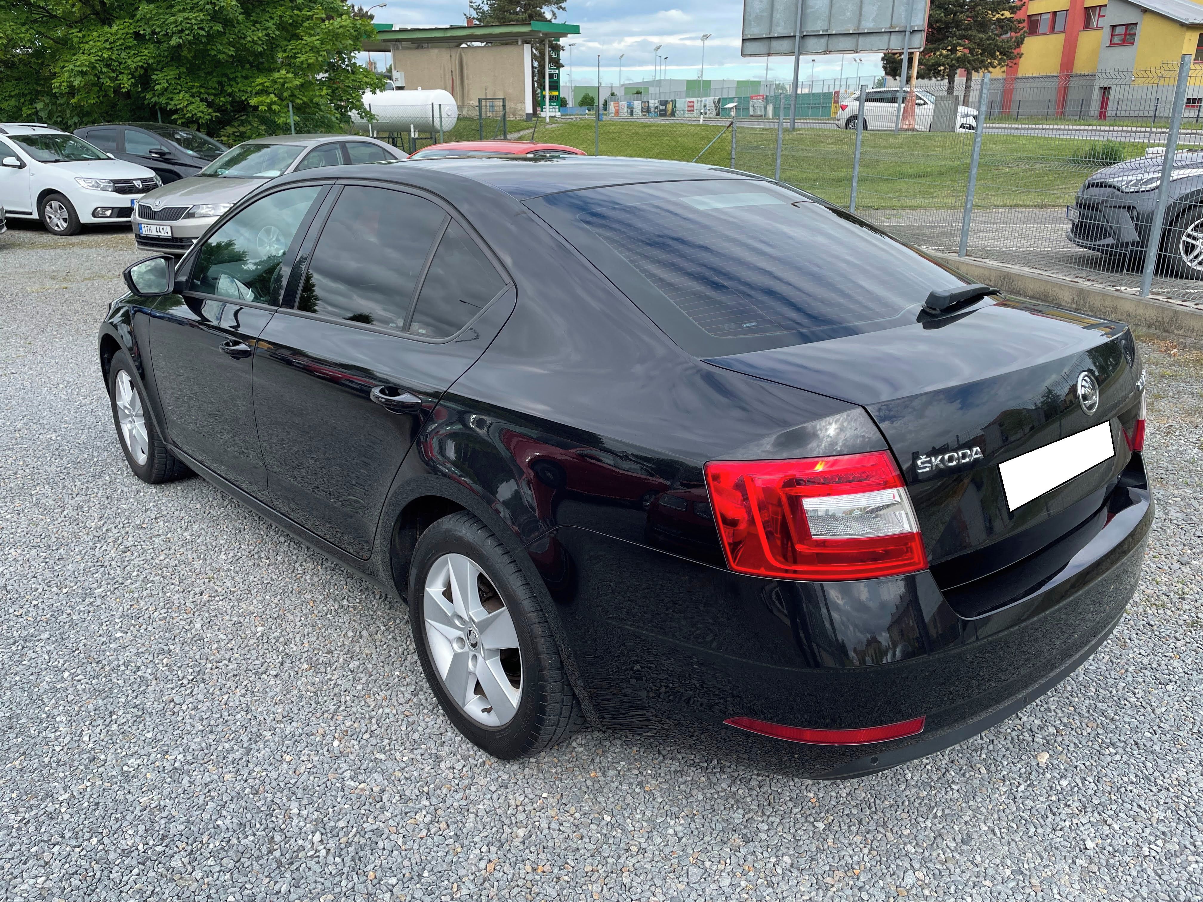 Škoda Octavia, 1,0 TSI, 85 kW - fotka 3