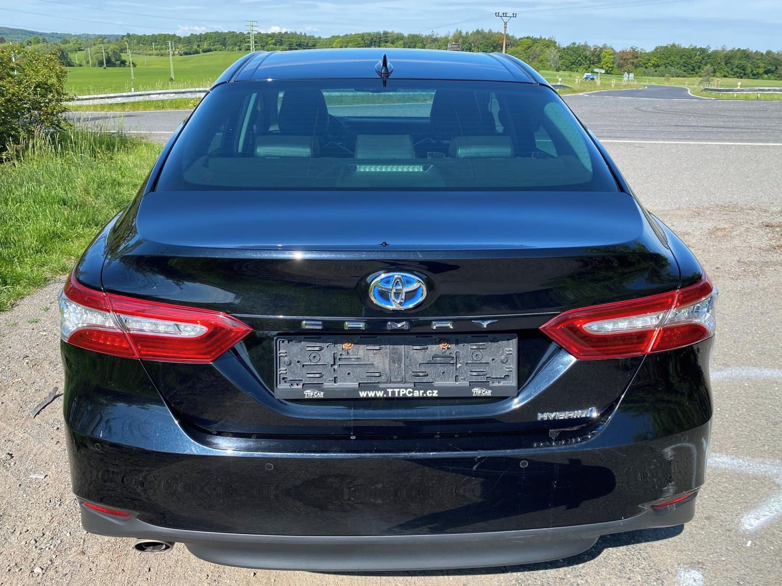 Toyota Camry, Toyota Camry 2.5 Hybrid - fotka 6