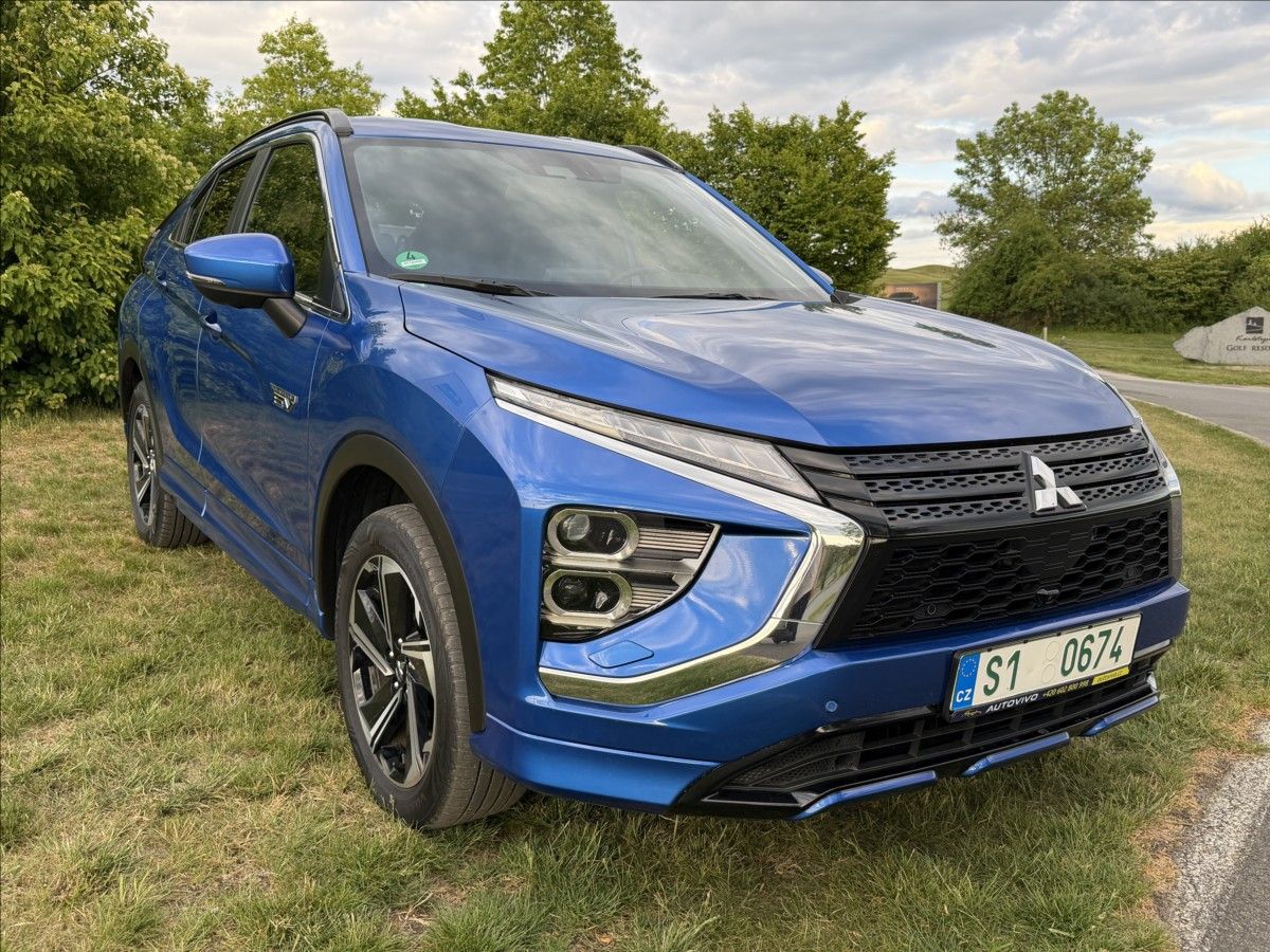 Mitsubishi Eclipse, 2,4 Cross Plus Select Hybrid - fotka 2