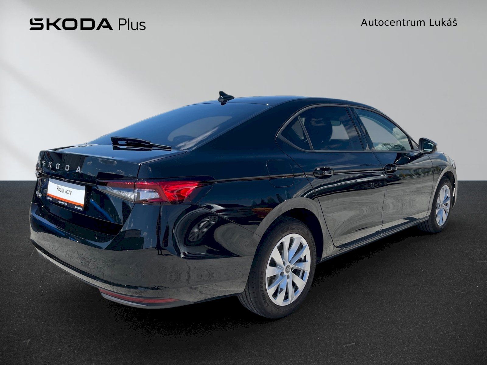 Škoda Superb, SELECTION 1.5 TSI 110 kW DSG - fotka 2