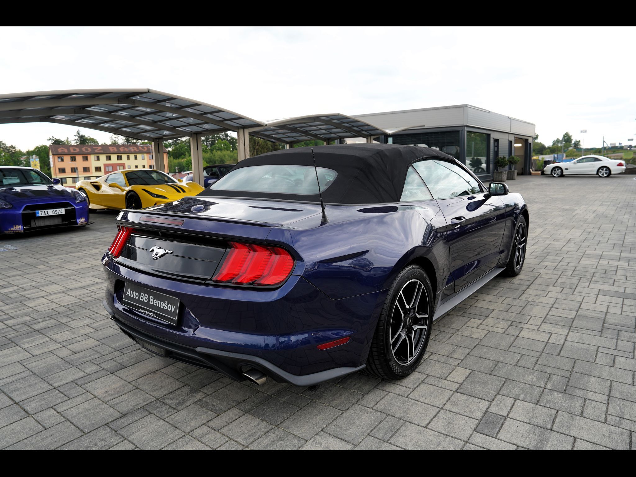 Ford Mustang, Convertible 2.3L EcoBoost - fotka 6