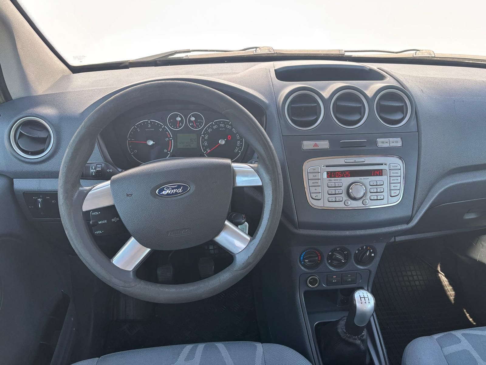 Ford Tourneo Connect, 1.8 TDCi 66kW - fotka 5