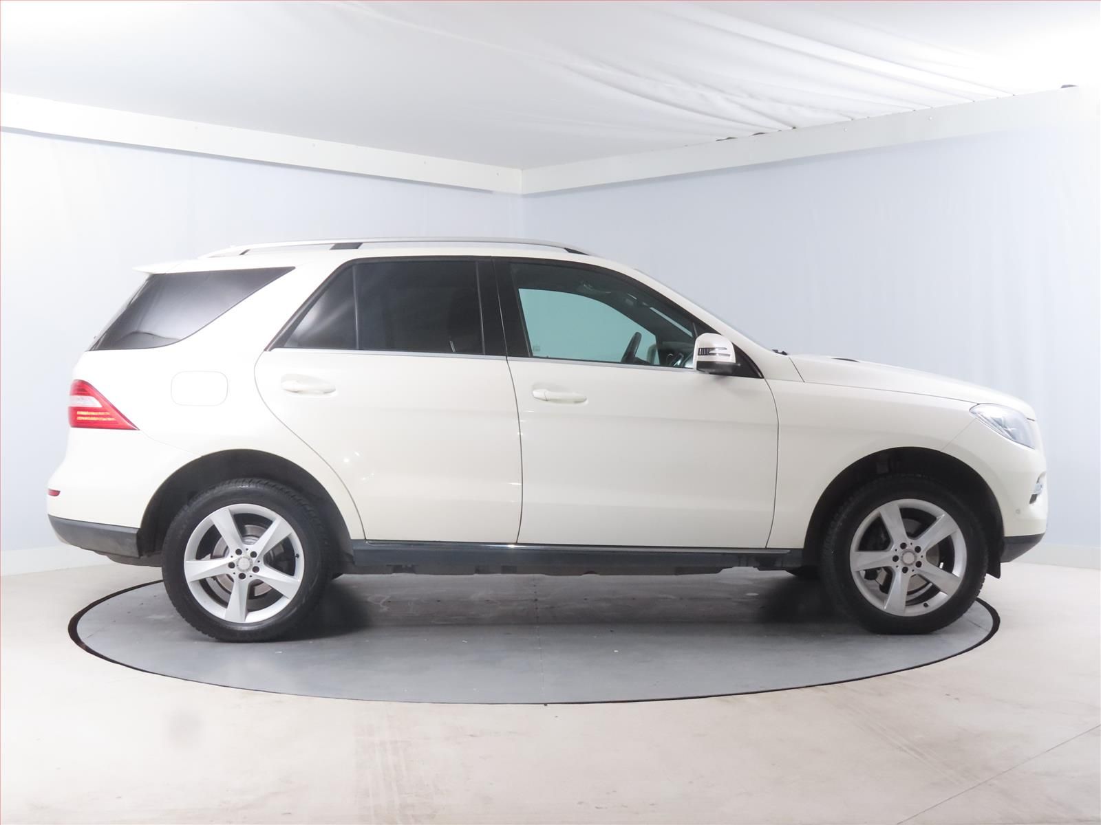 Mercedes-Benz Třídy M, ML 350 BlueTEC, 4X4, Automat - fotka 6