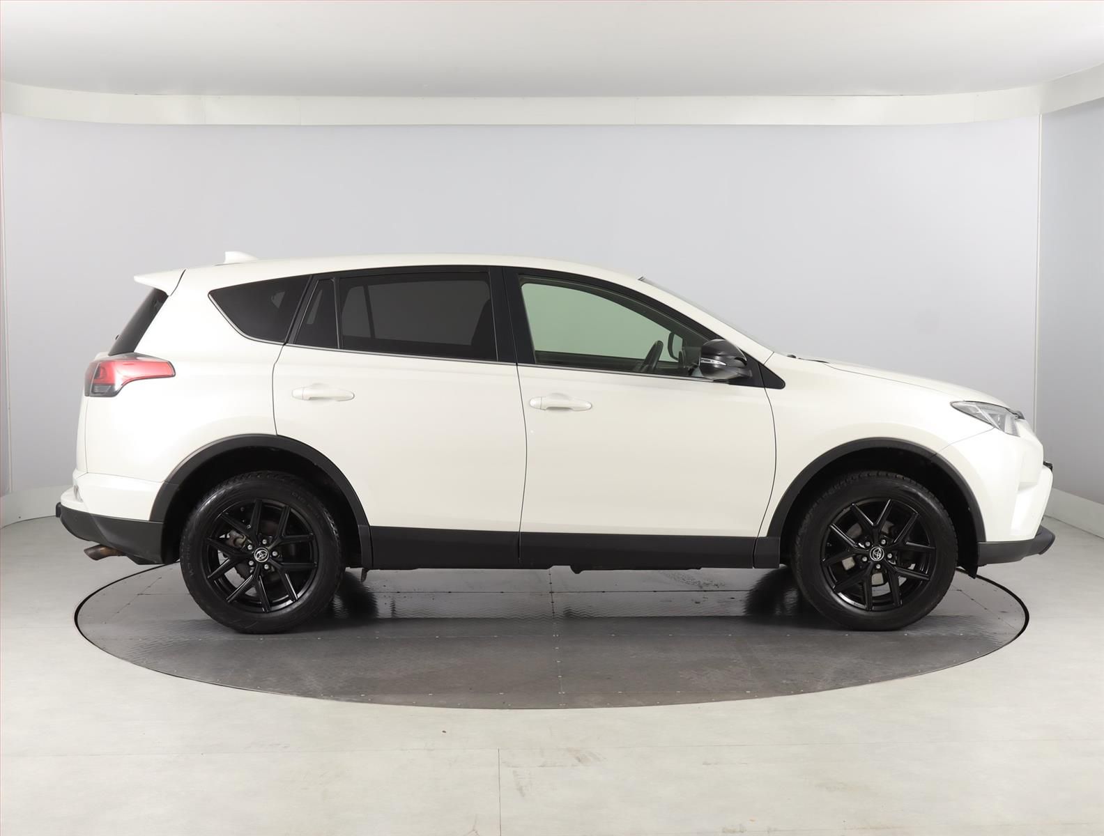 Toyota Rav4, 2.0 VVT-i, 4X4, Automat - fotka 6