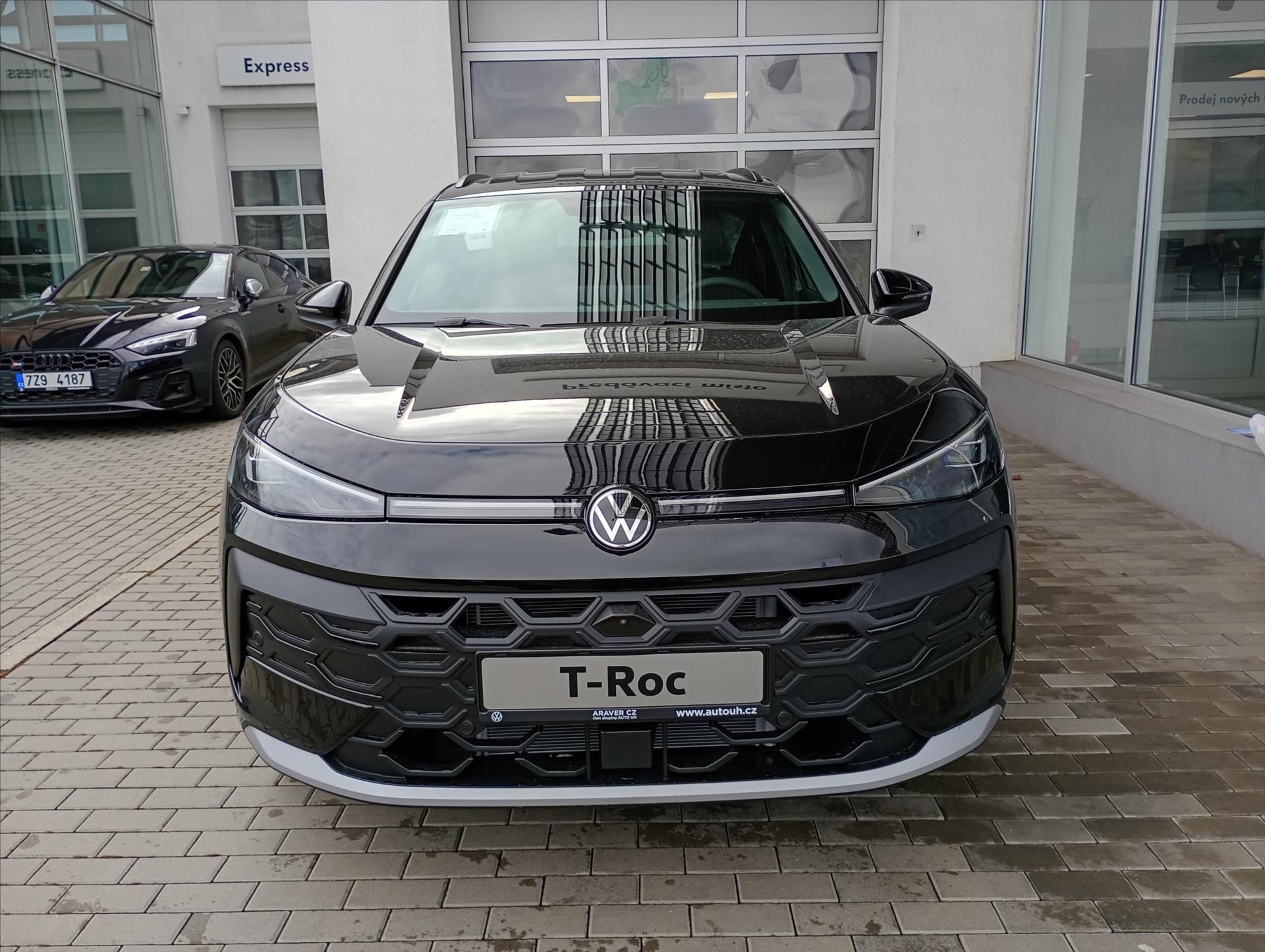Volkswagen T-Roc, 1,5 eTSI 110 kW 7DSG  Style - fotka 3