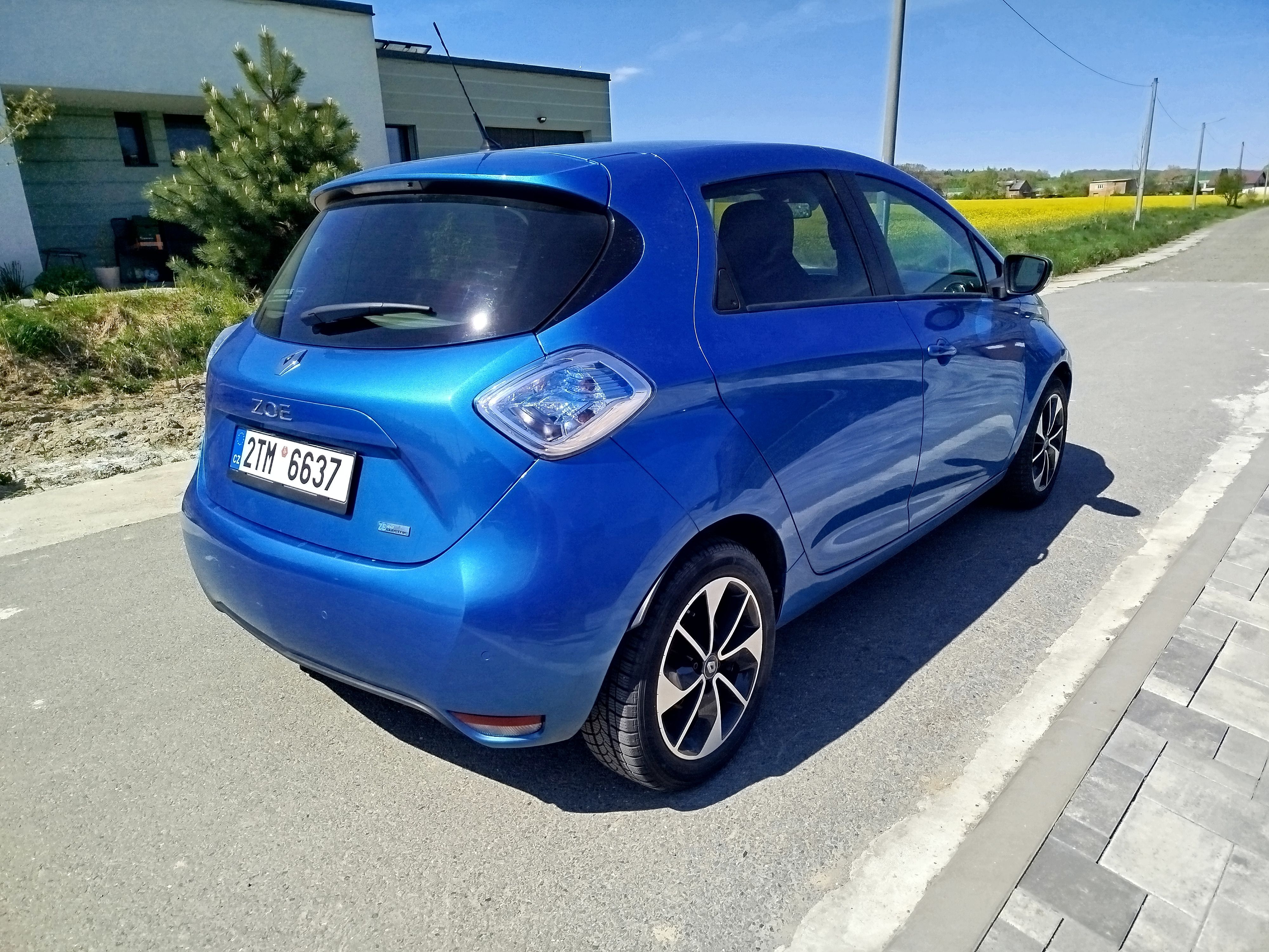 Renault ZOE, 43kw,, Baterie 84% STK 4/2028 - fotka 4