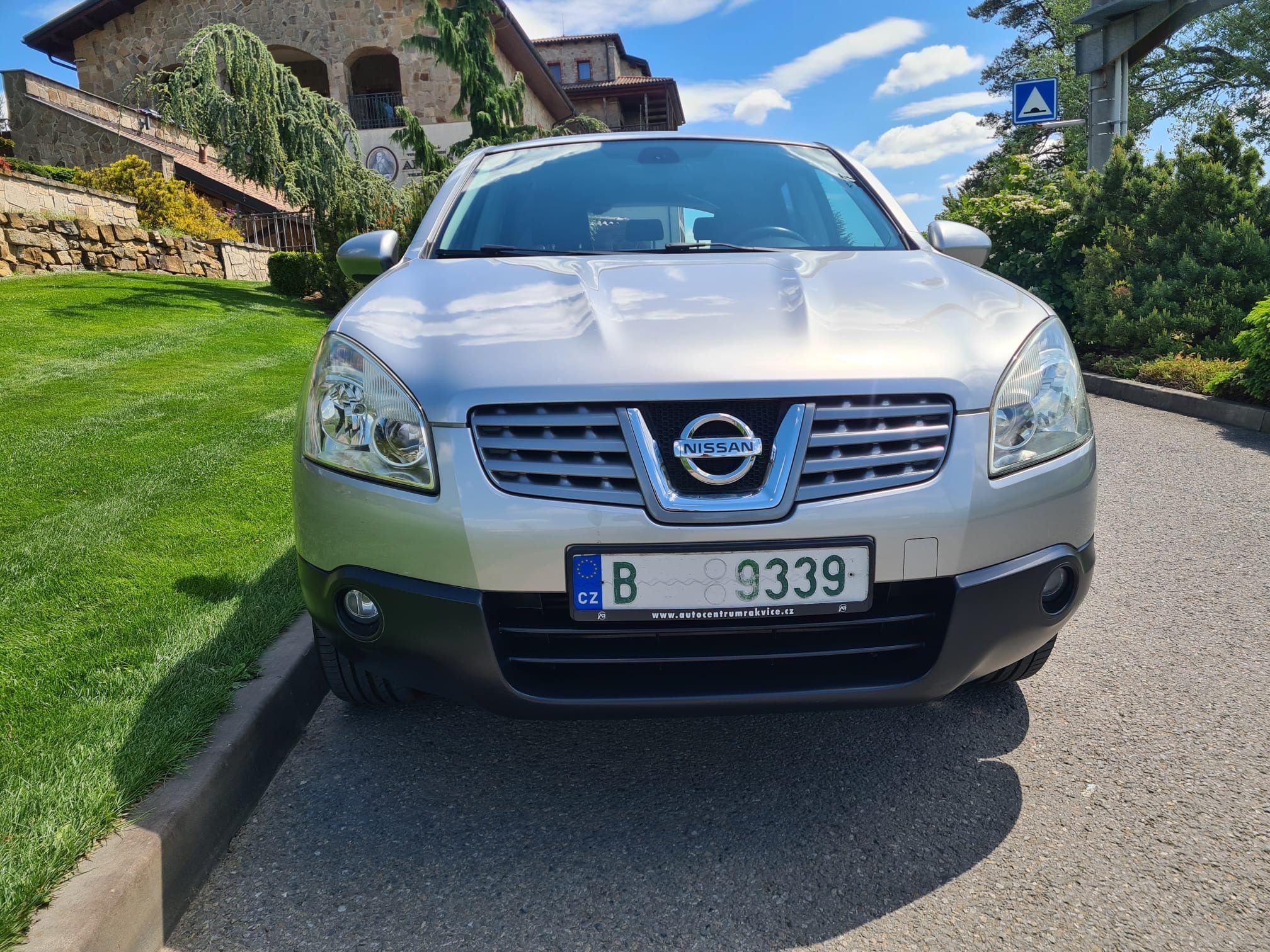 Nissan Qashqai, 1.5 dci 78KW KAM NAV - fotka 2