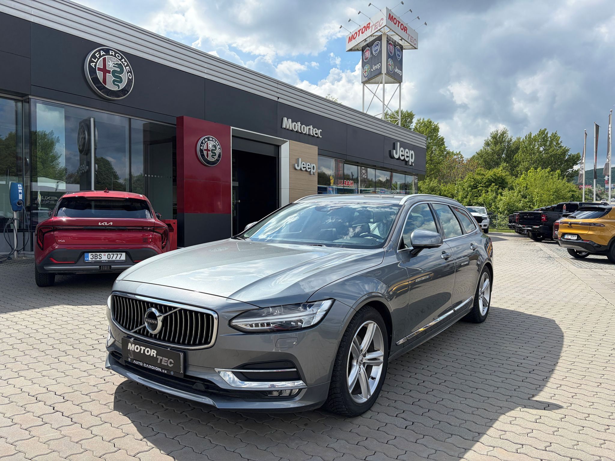 Volvo V90, 2.0 D4 INCRIPTION 140kW AT
